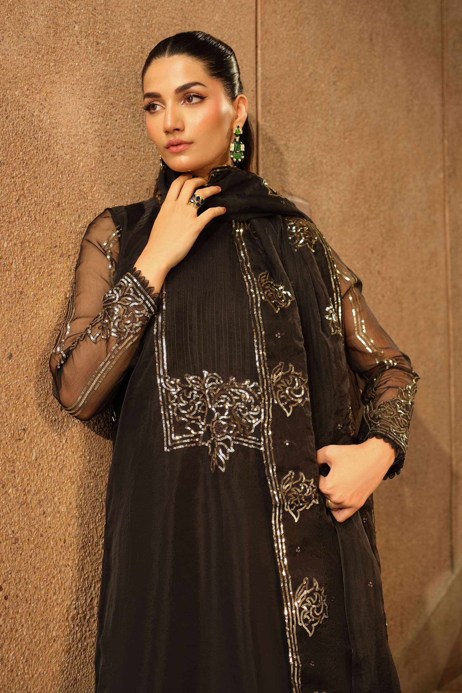 3 Piece Embroidered Organza Suit - Image 4