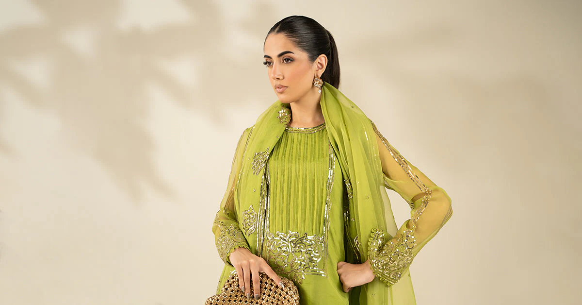 3 Piece Embroidered Organza Suit - Image 6