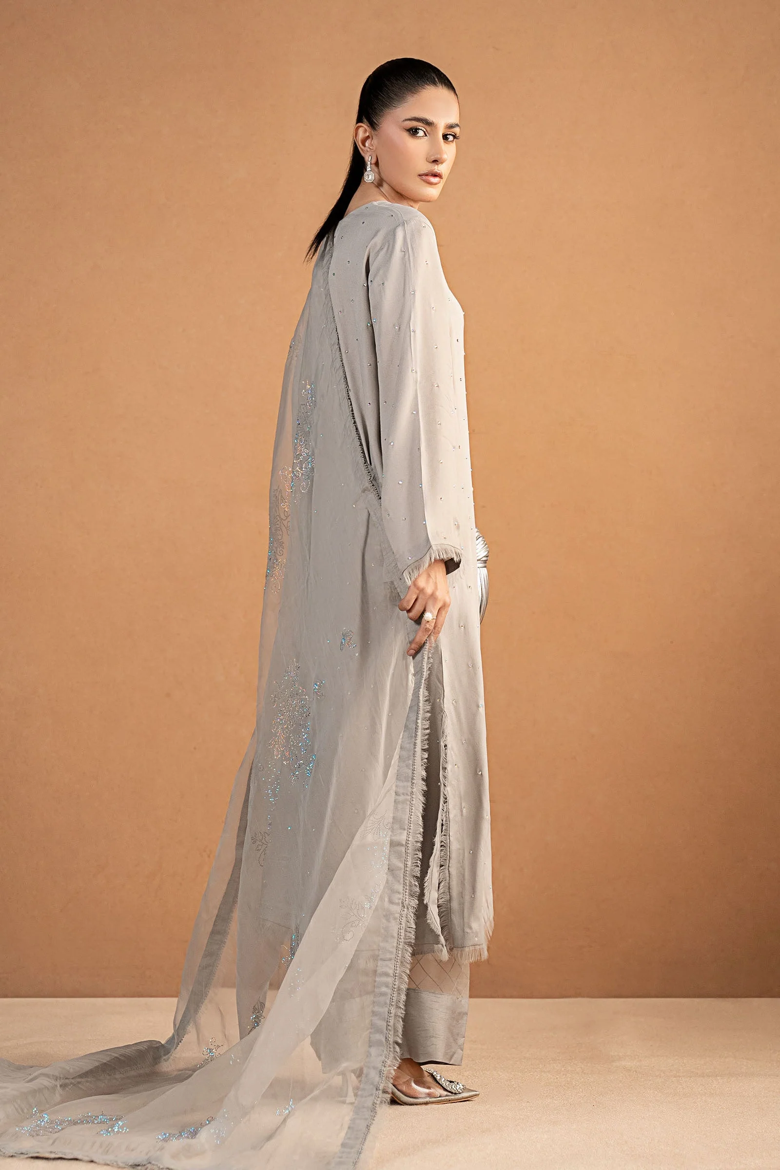 3 Piece Embellished Crepe Suit - Image 7