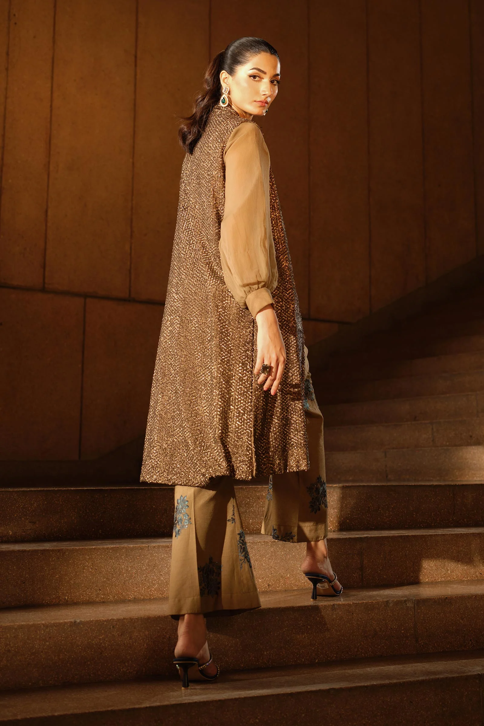 3 Piece Embroidered Raw Silk Suit - Image 6
