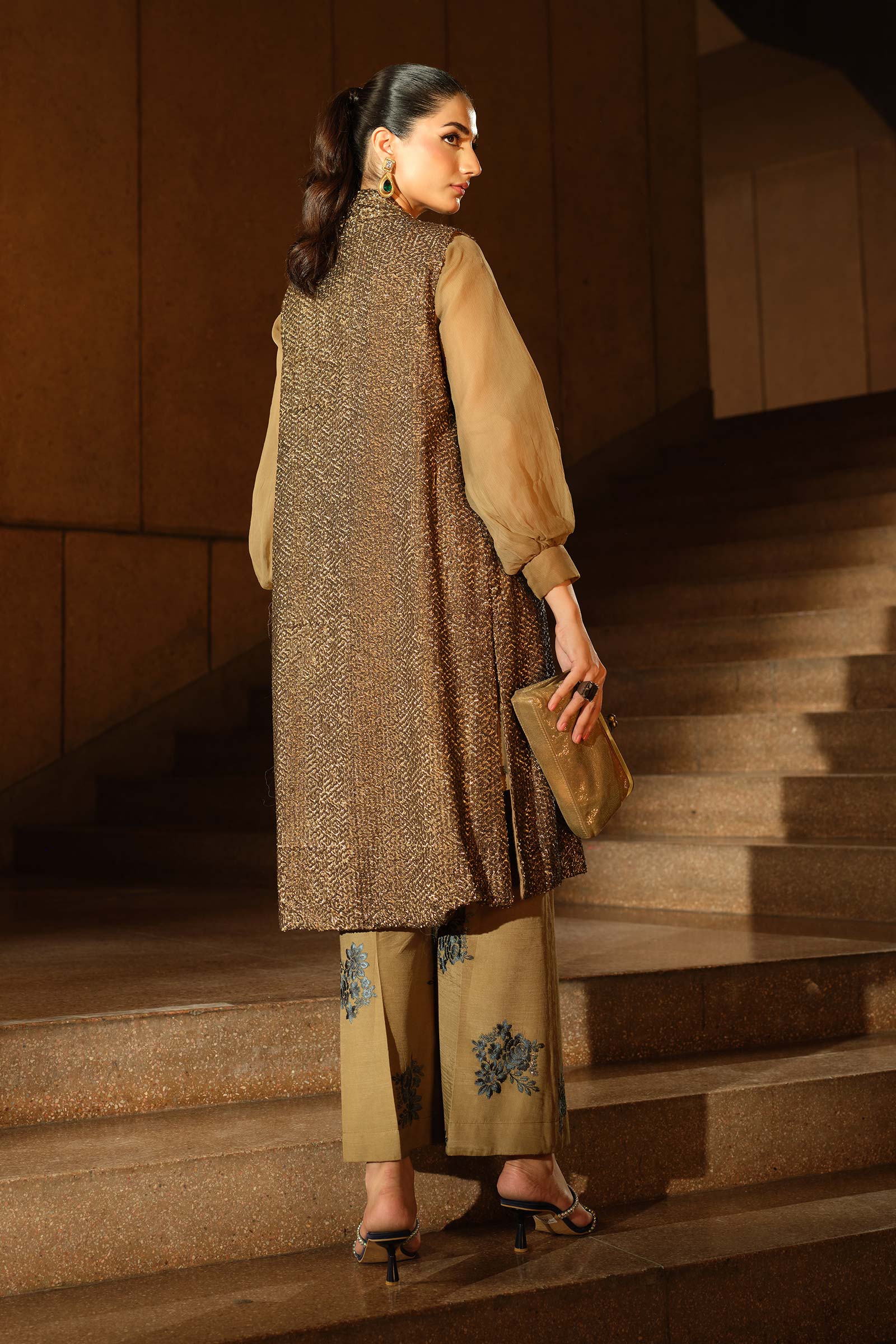 3 Piece Embroidered Raw Silk Suit - Image 7