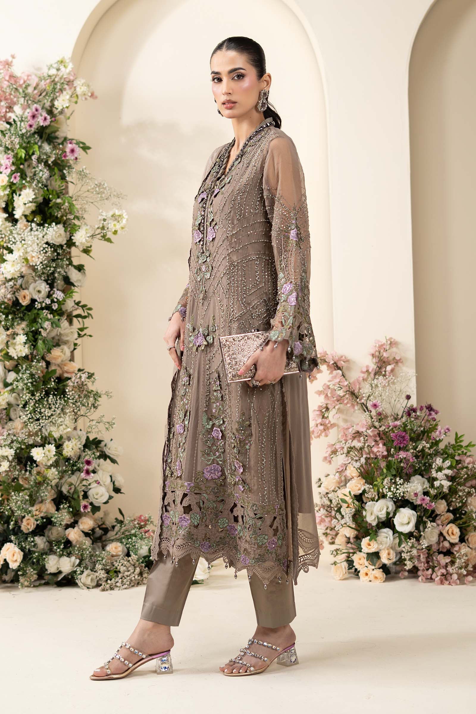 3 Piece Embroidered Chiffon Suit - Image 8