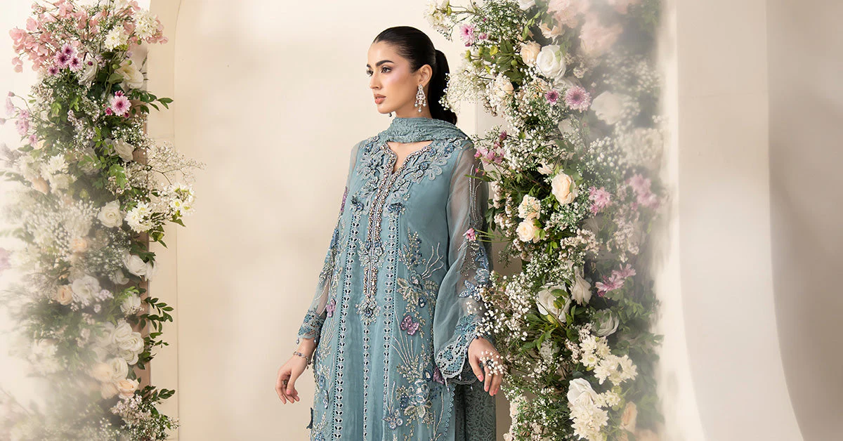 3 Piece Embroidered Chiffon Suit - Image 11