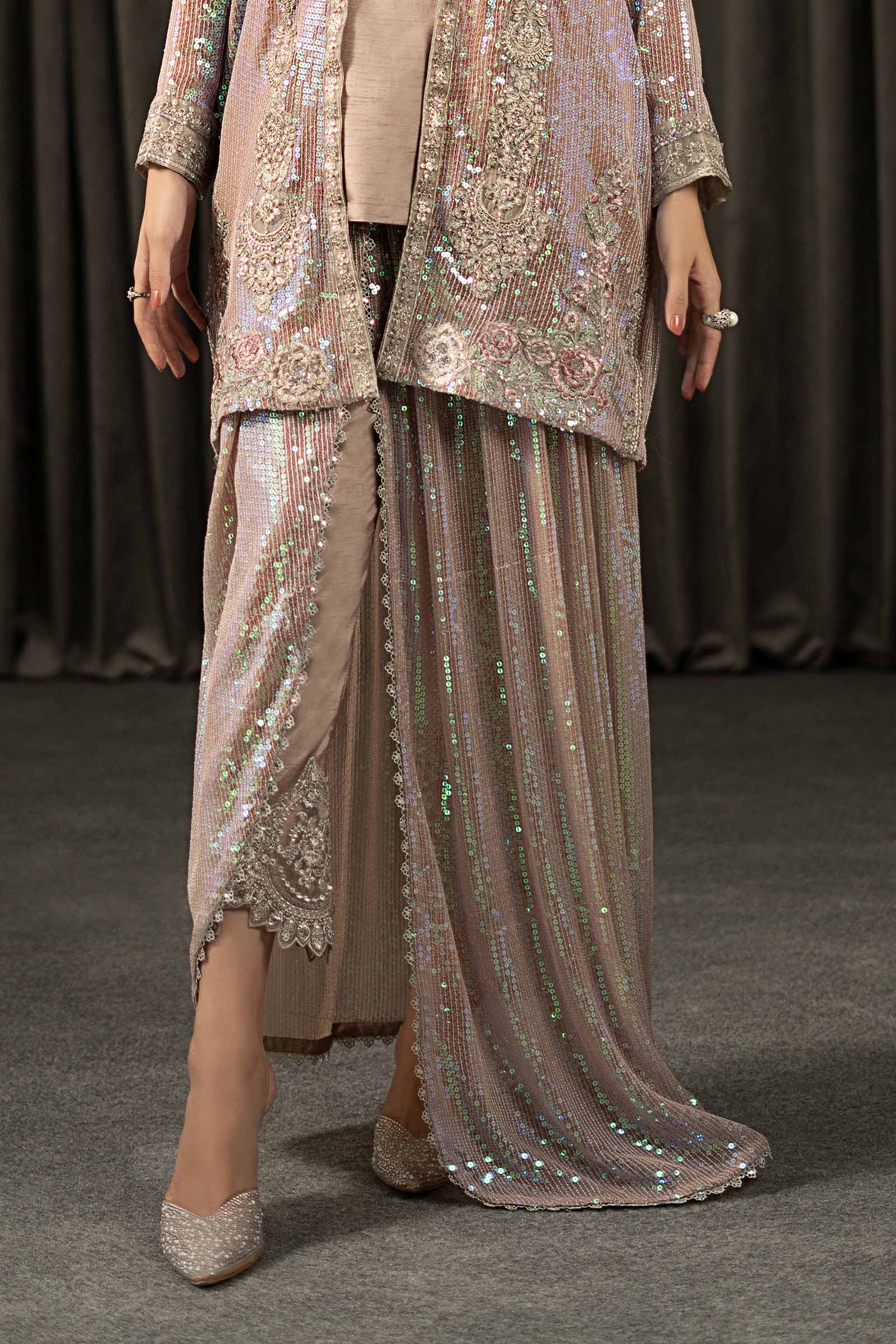 3 Piece Embroidered Bamberg Chiffon Suit - Image 4