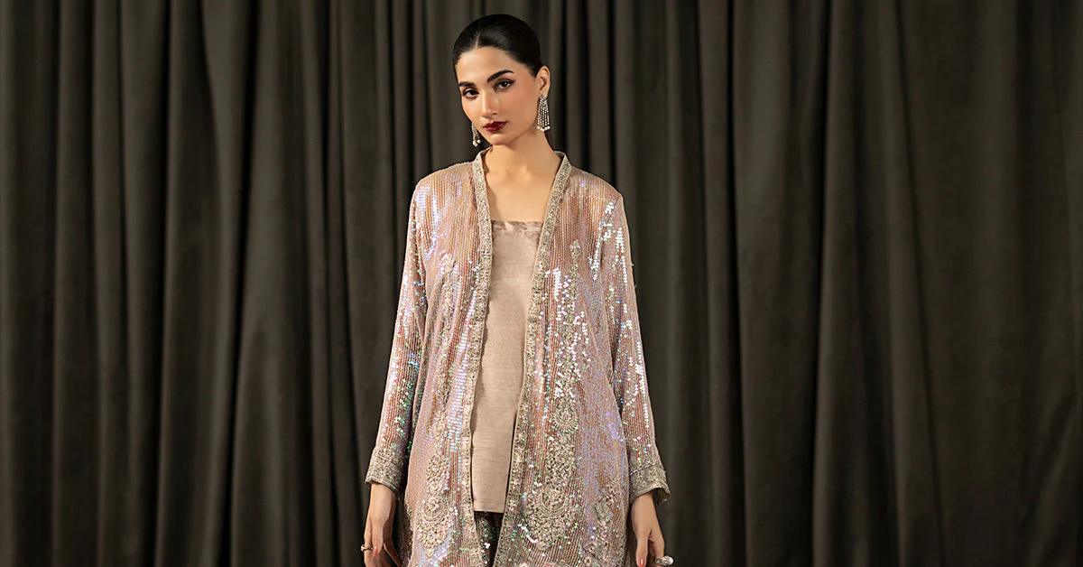 3 Piece Embroidered Bamberg Chiffon Suit - Image 7