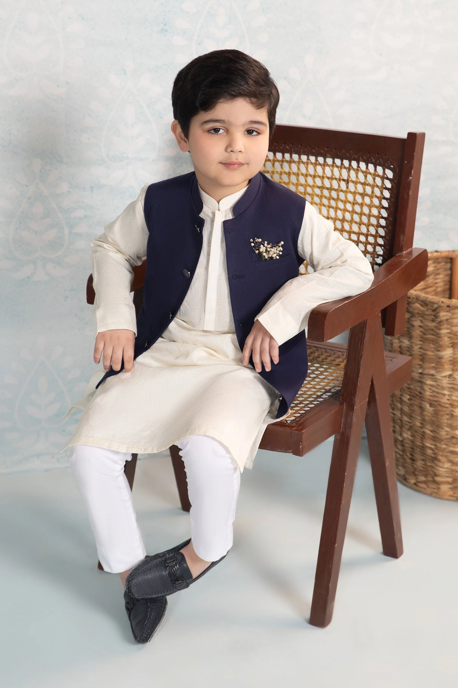 Embroidered Cotton Kurta - Image 2