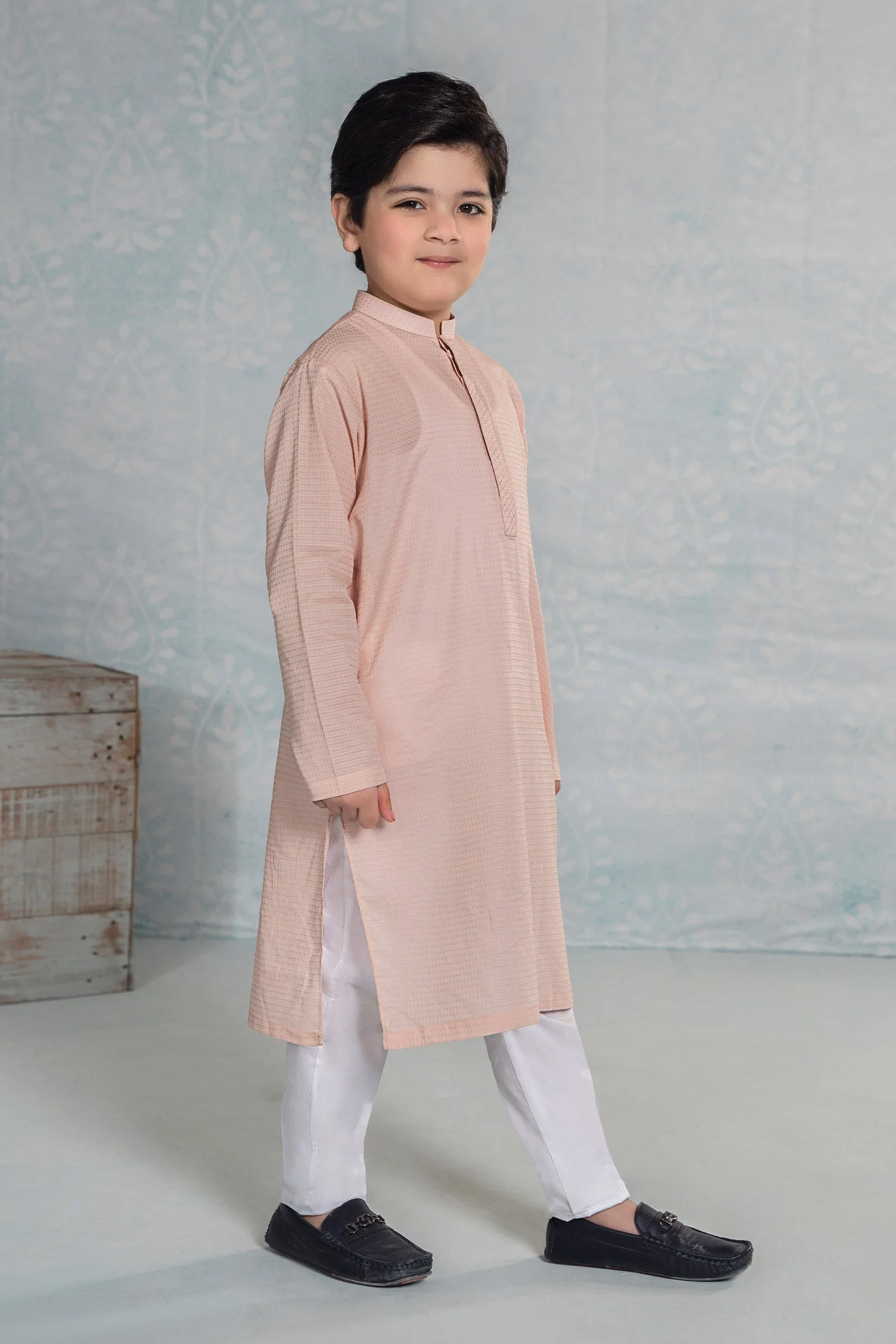 Dyed Dobby Suit - Image 4