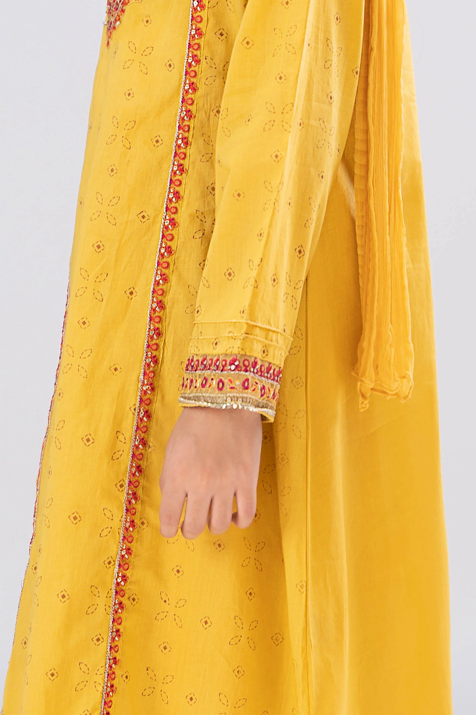 Suit Yellow MKD-EA23-22 - Image 4