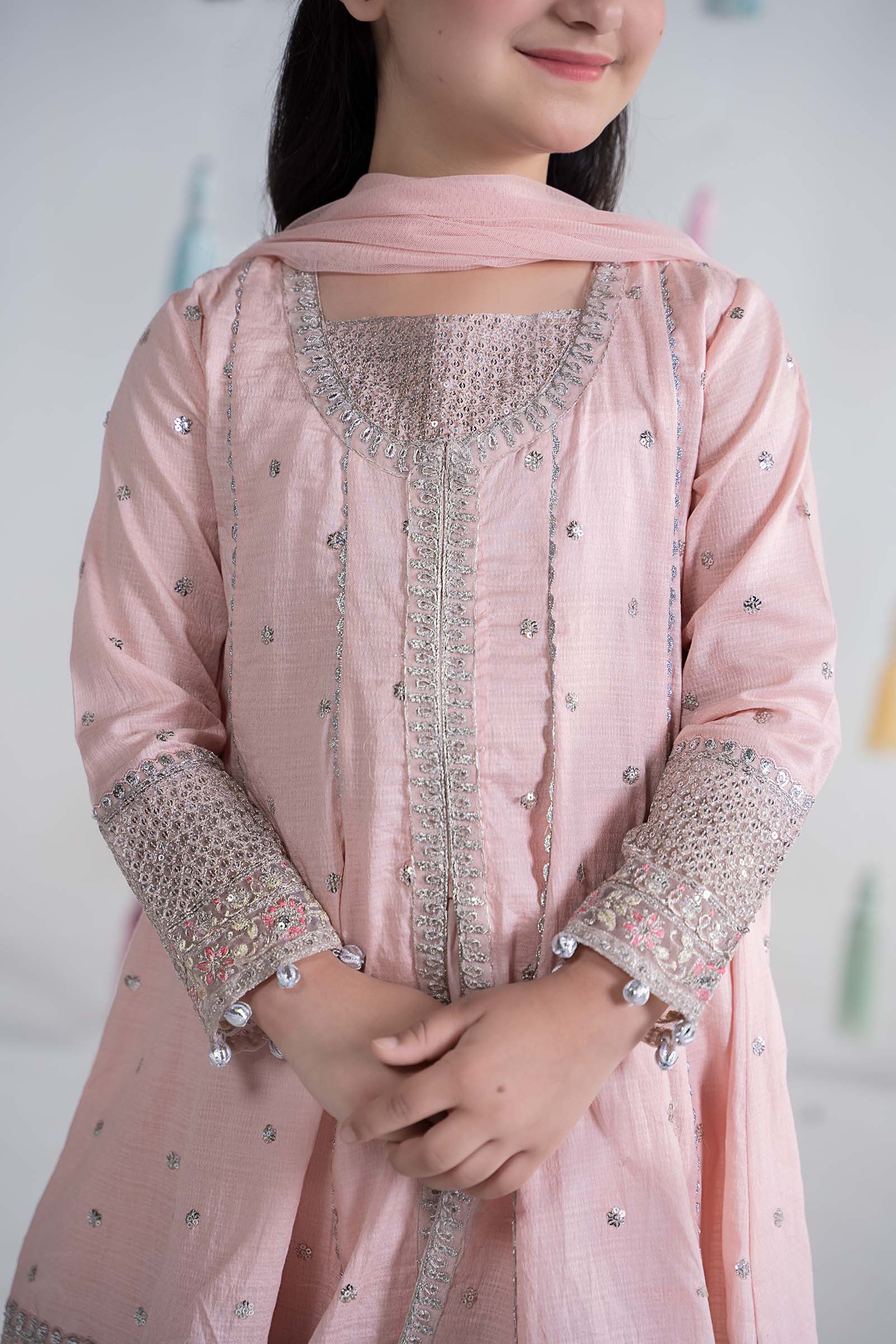 3 Piece Embroidered Lawn Suit - Image 5