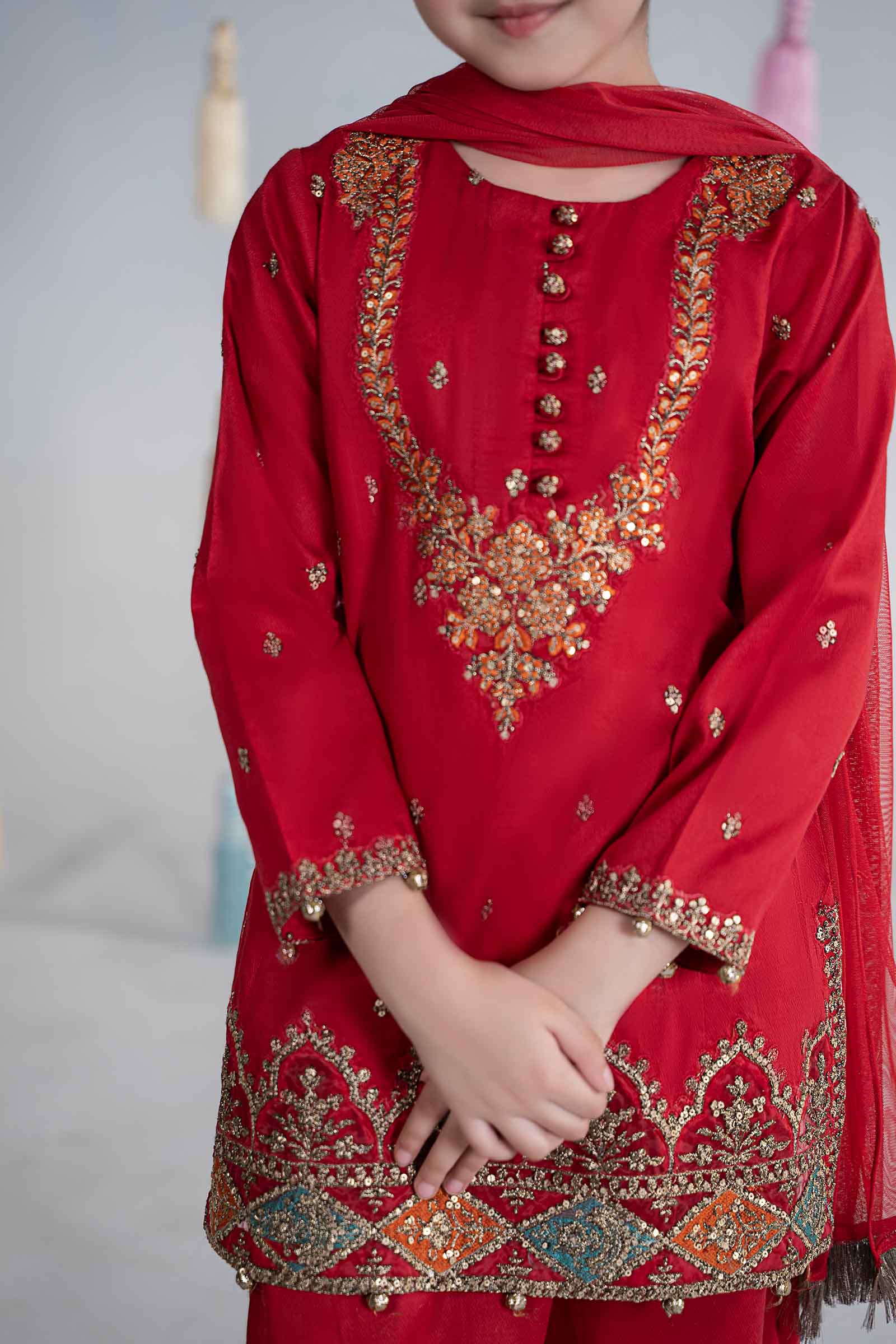 3 Piece Embroidered Lawn Suit - Image 3