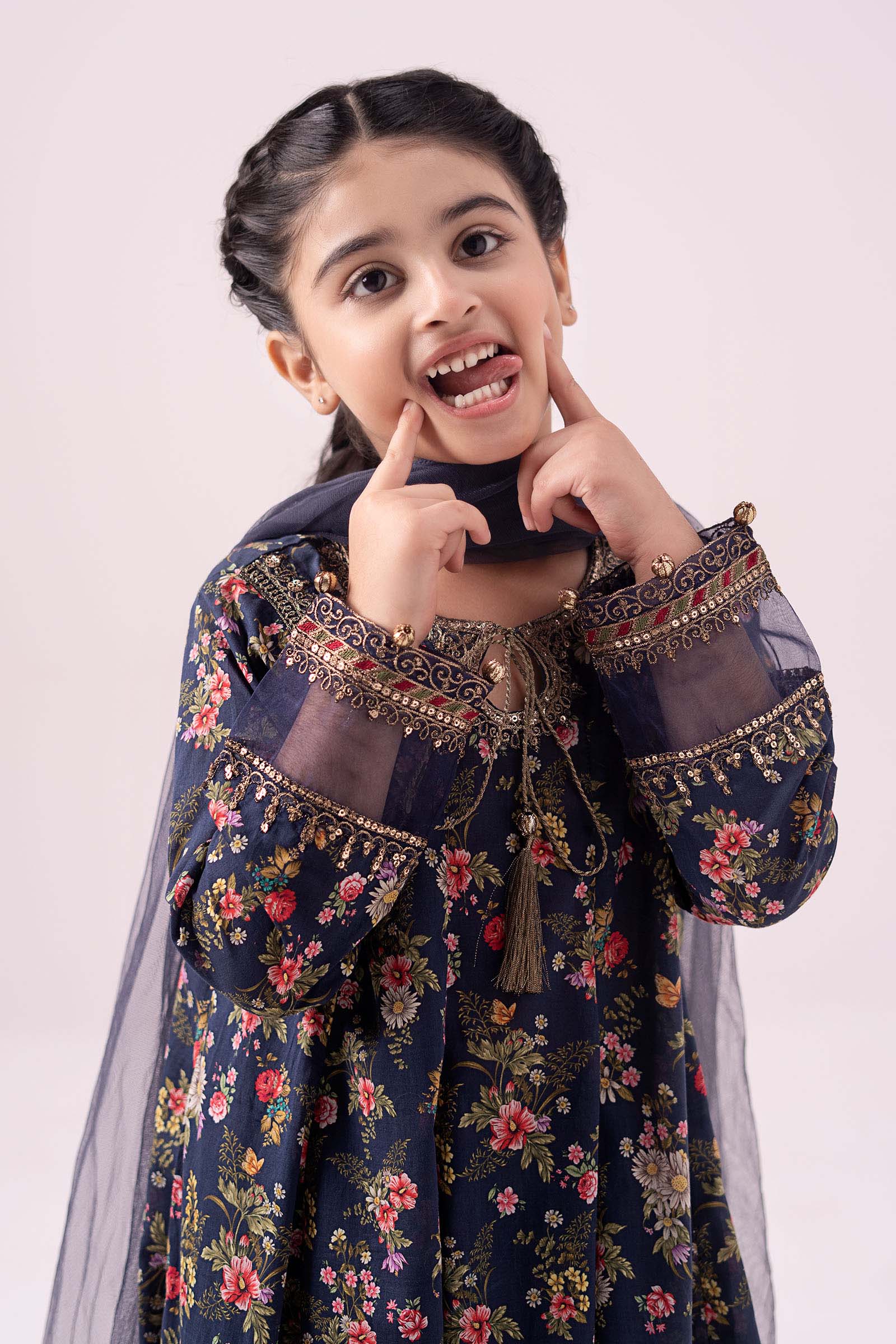 3 Piece Printed Lawn Suit - Image 3