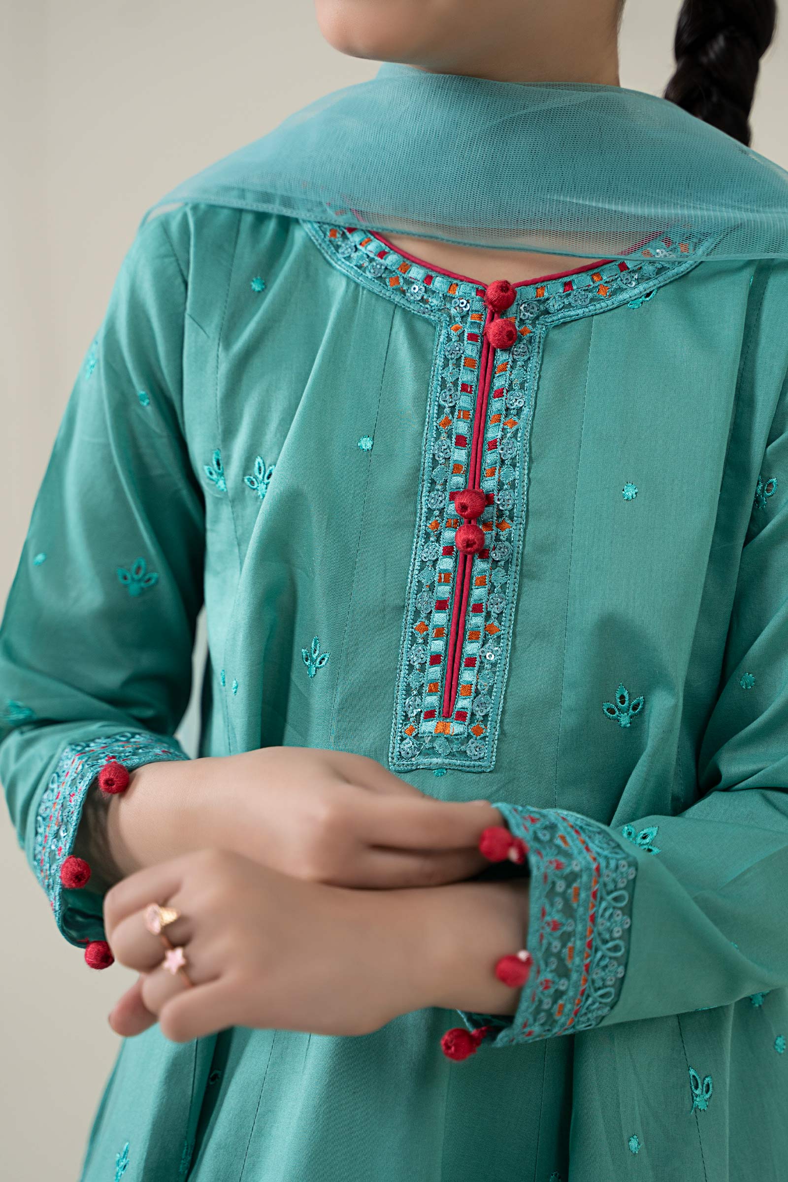 3 Piece Embroidered Lawn Suit - Image 3