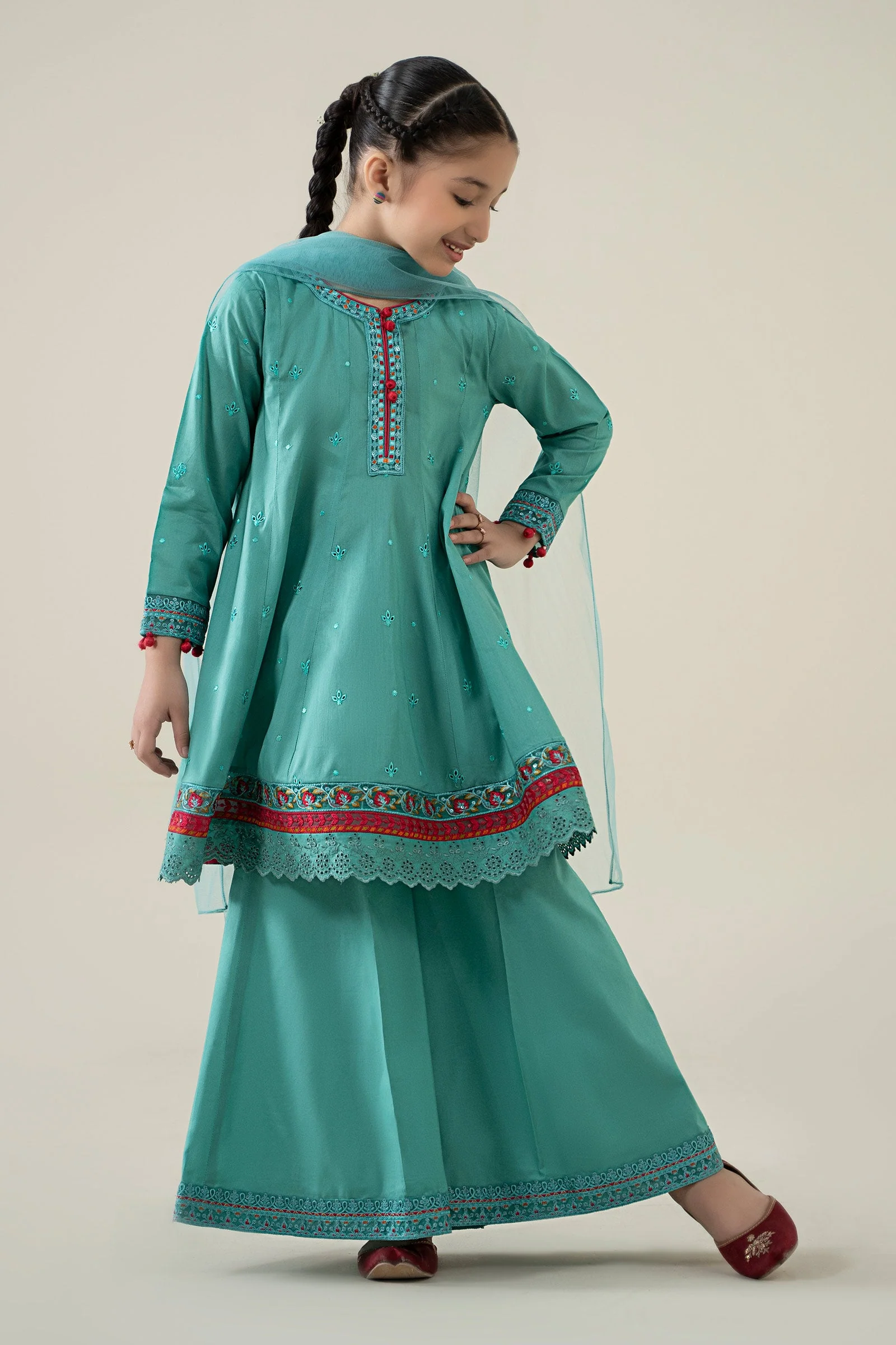 3 Piece Embroidered Lawn Suit - Image 5