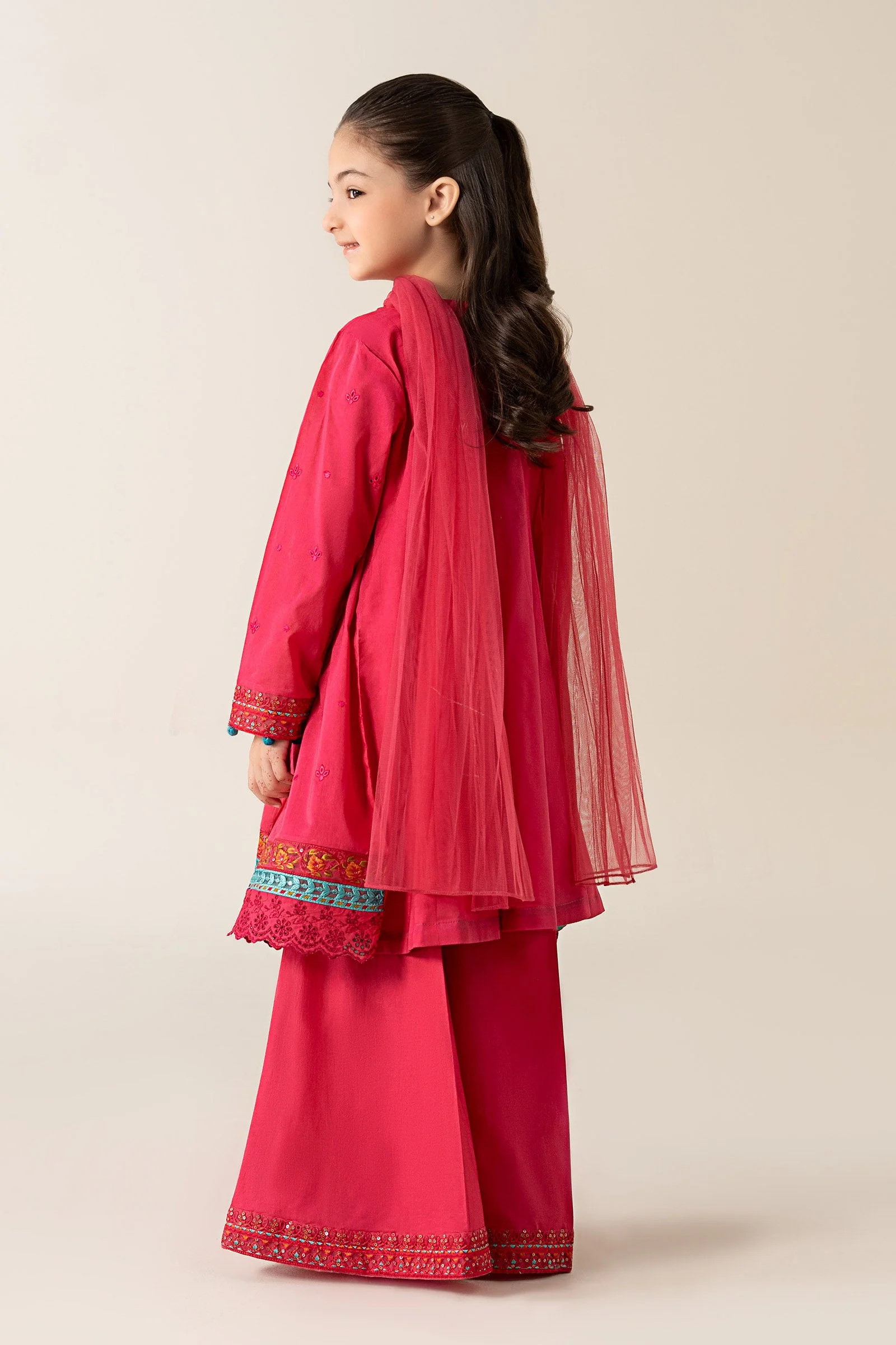 3 Piece Embroidered Lawn Suit - Image 6