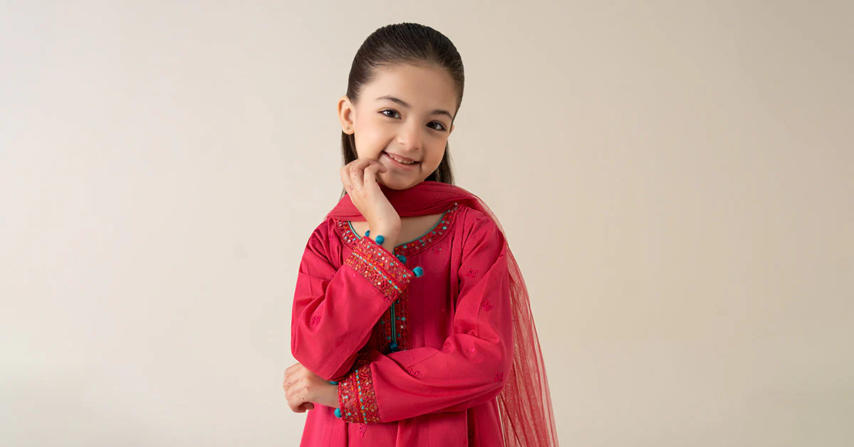 3 Piece Embroidered Lawn Suit - Image 7
