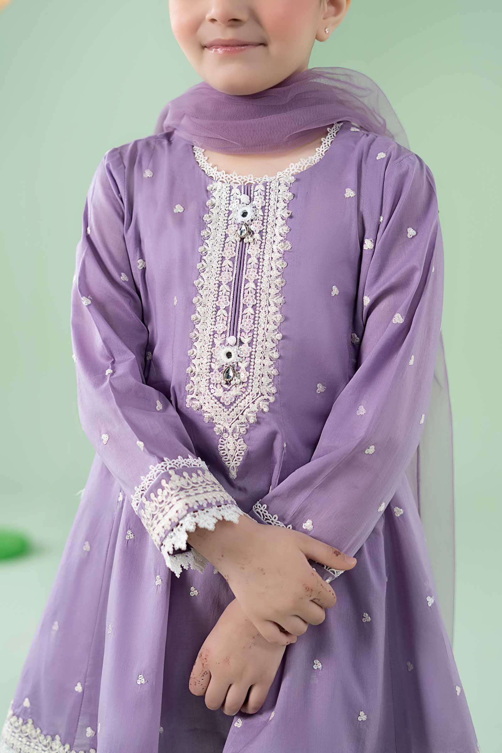 3 Piece Embroidered Lawn Suit - Image 4