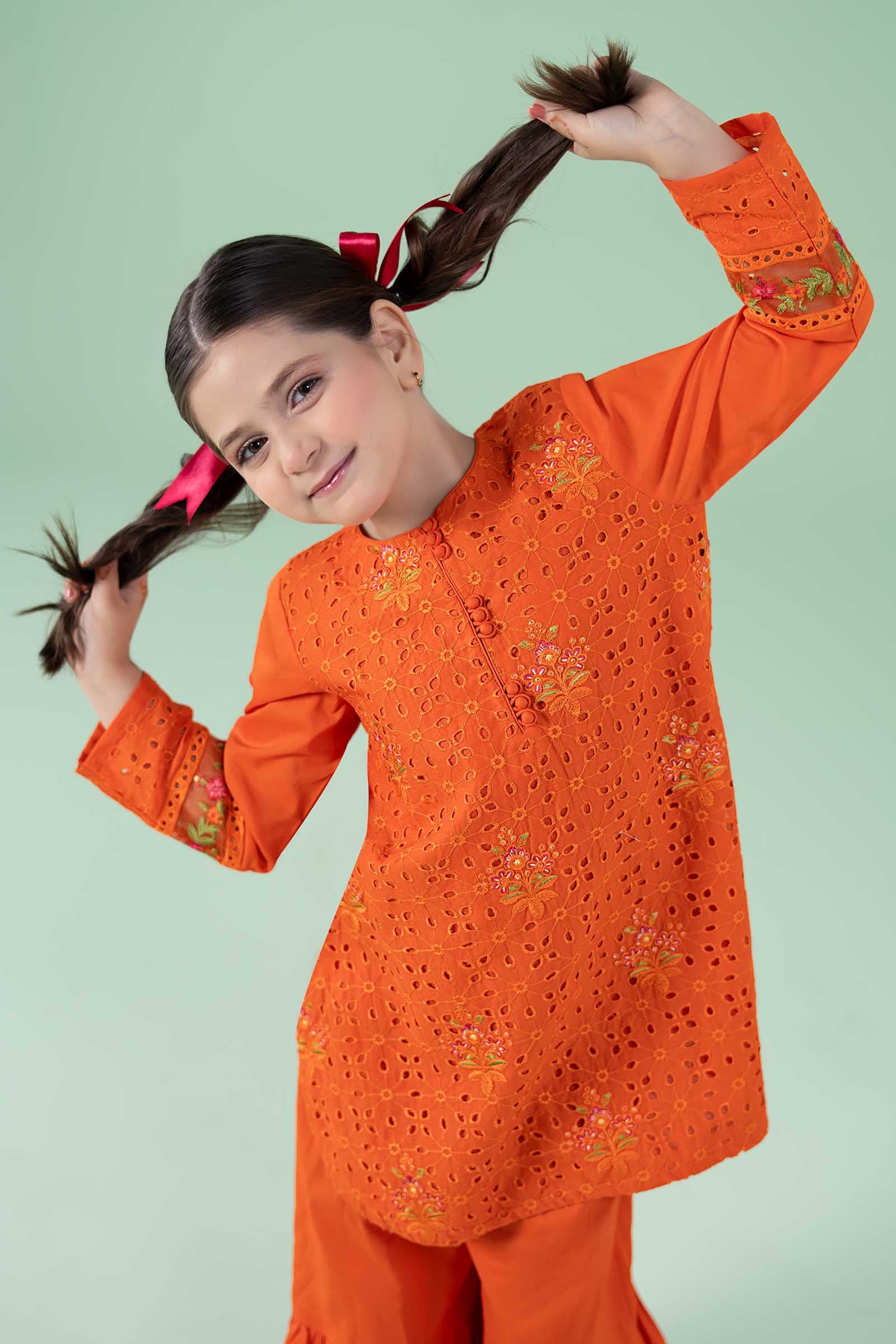 3 Piece Embroidered Lawn Suit - Image 3