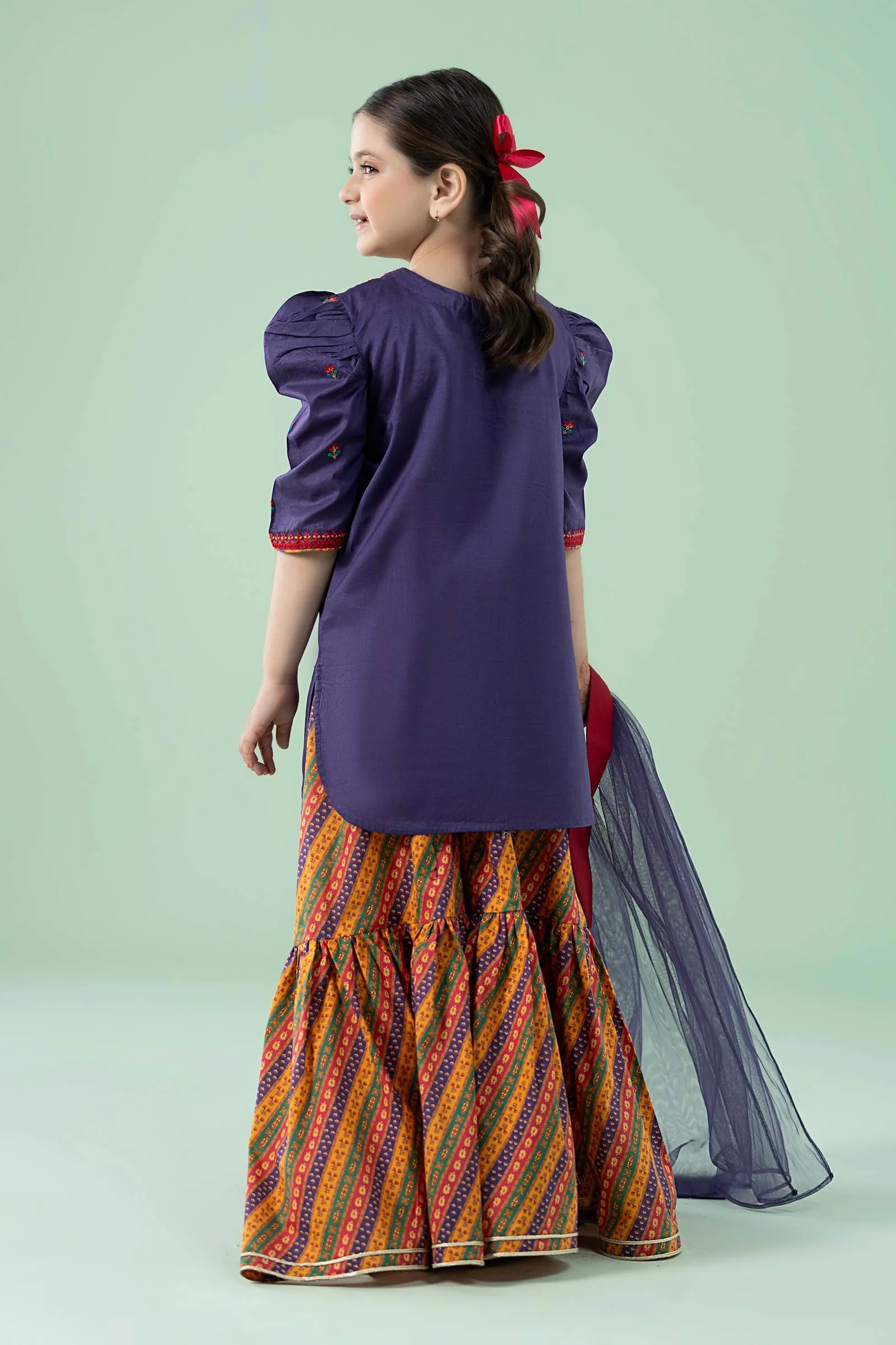 3 Piece Embroidered Lawn Suit - Image 6
