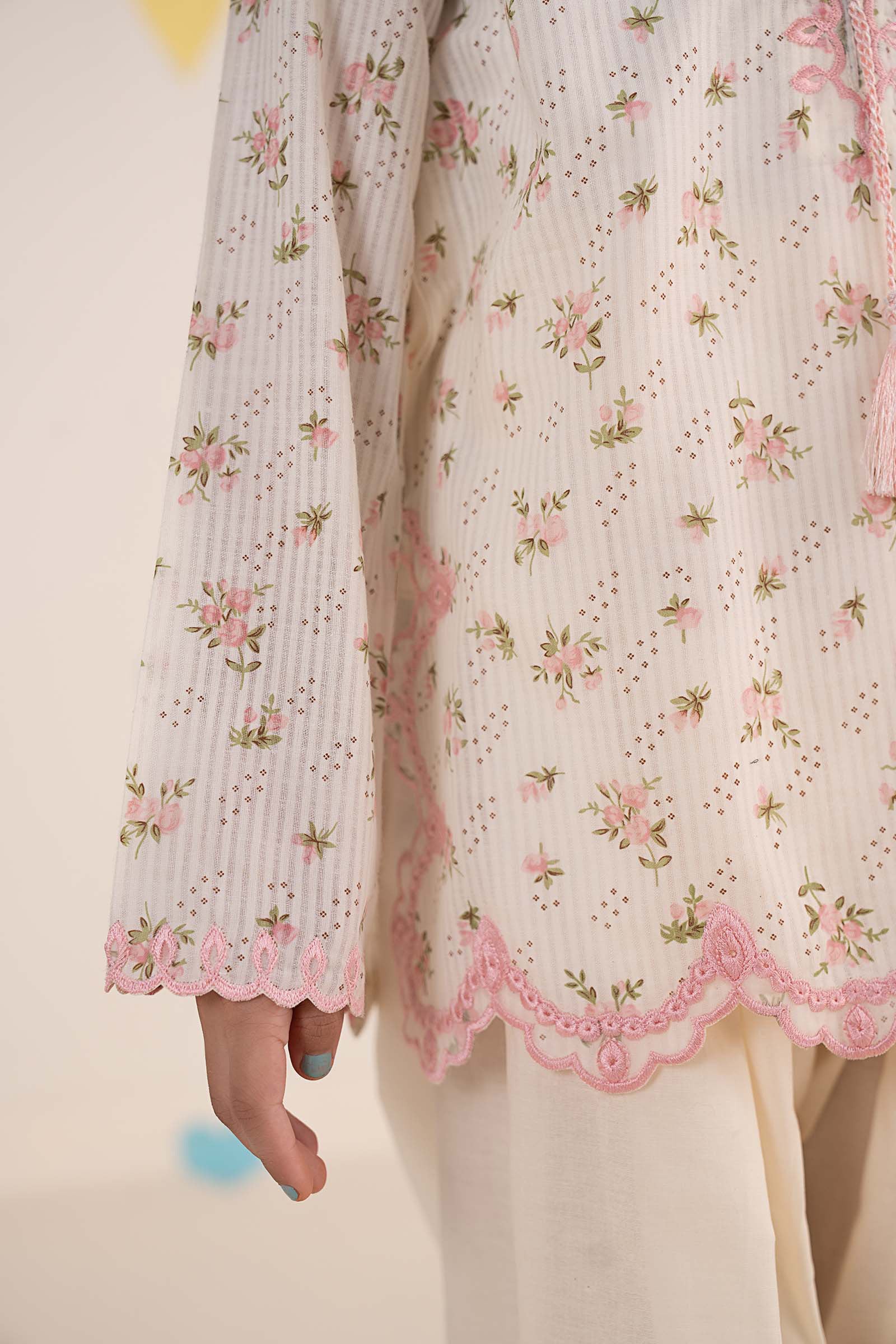 2 Piece Embroidered Lawn Suit - Image 6