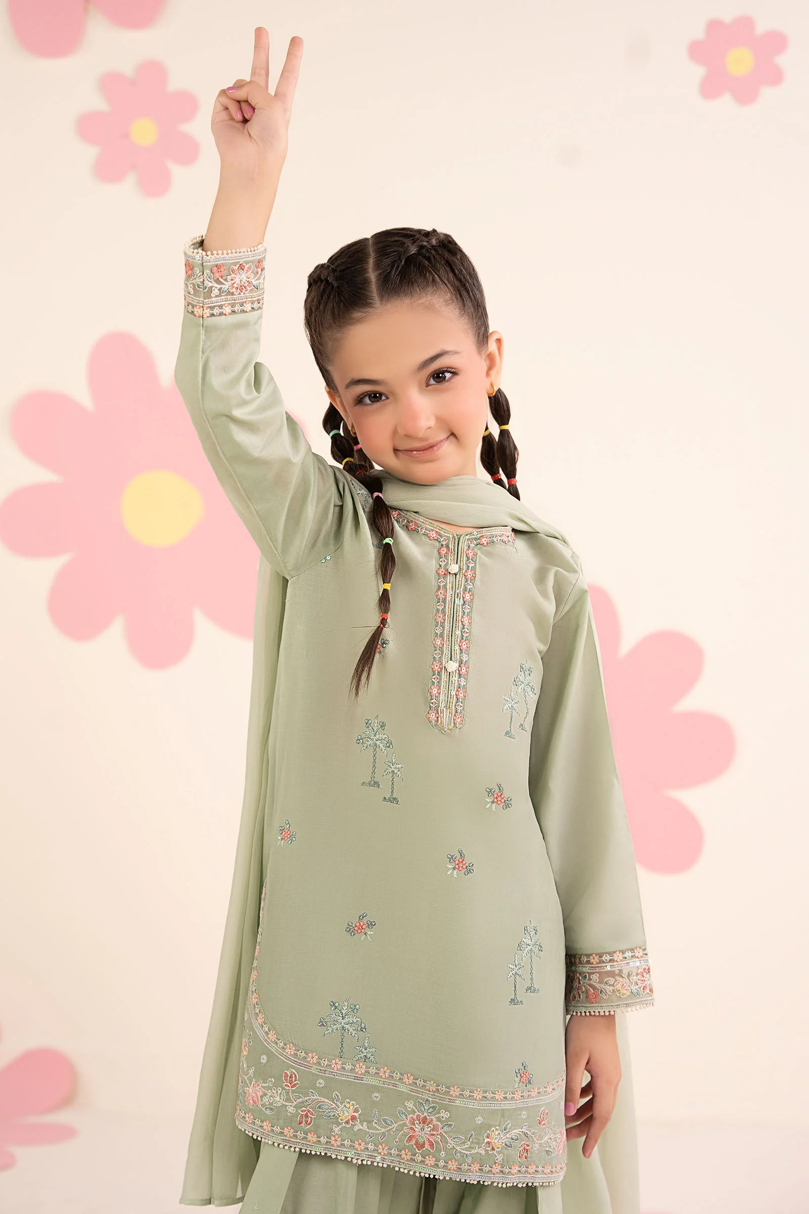 3 Piece Embroidered Lawn Suit - Image 2