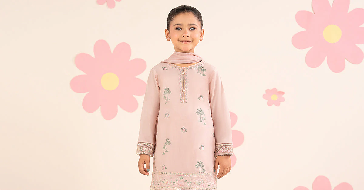 3 Piece Embroidered Lawn Suit - Image 10