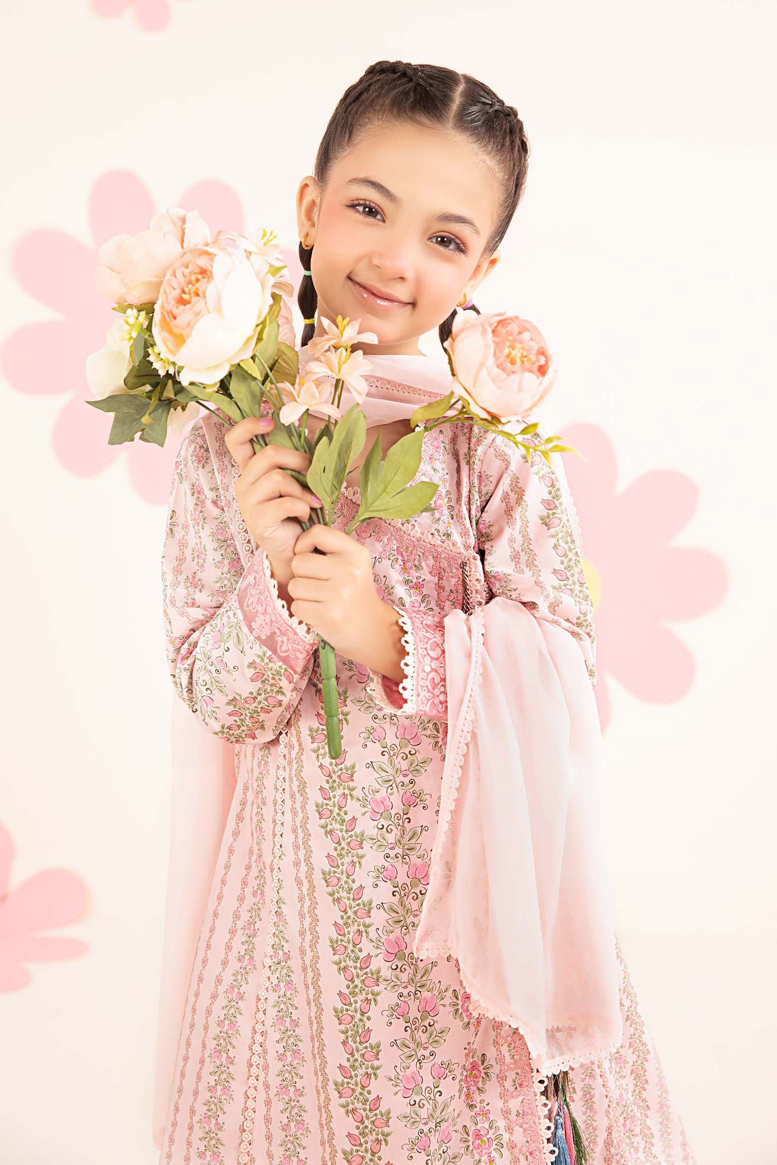 3 Piece Embroidered Lawn Suit - Image 2