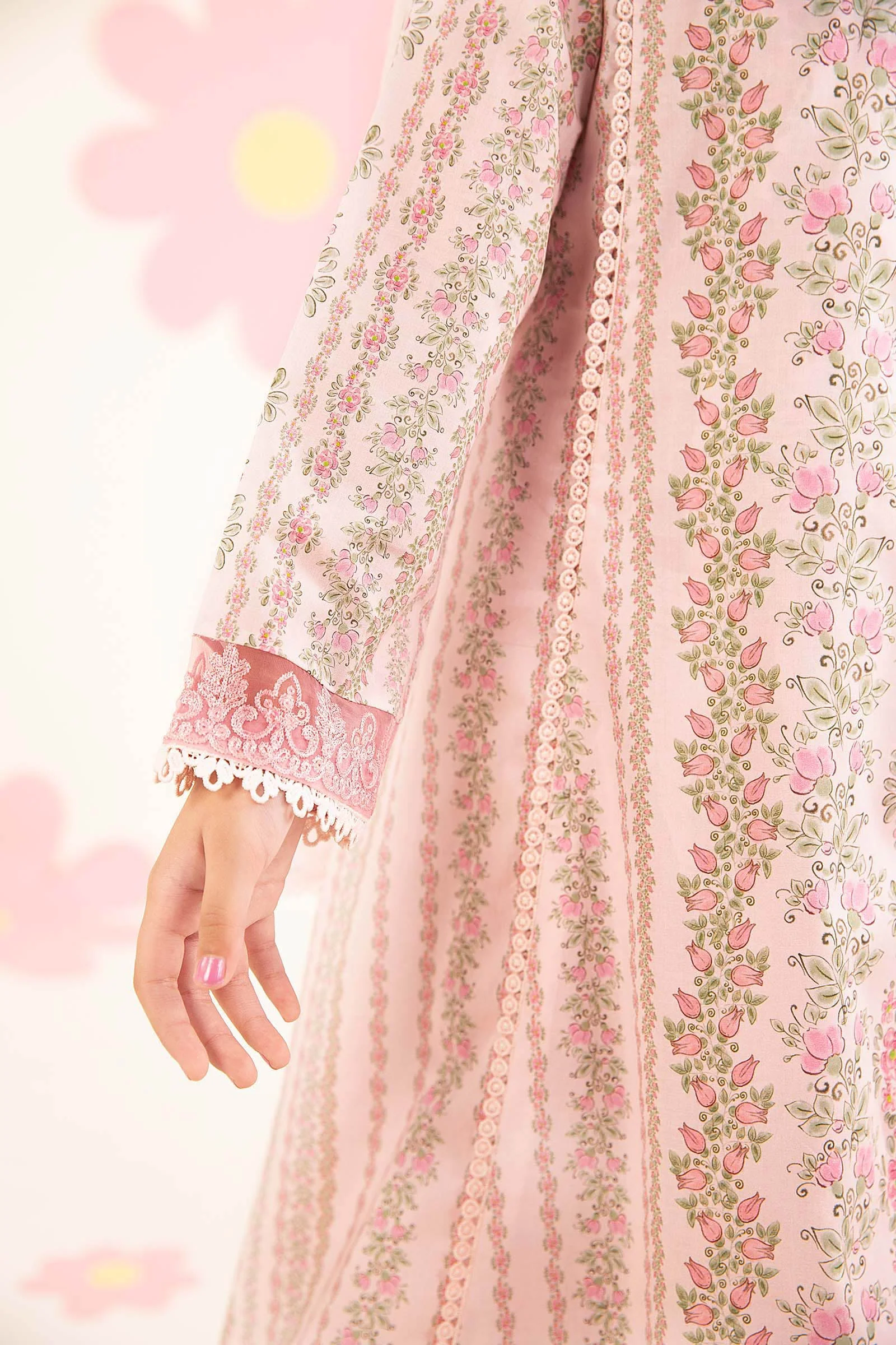 3 Piece Embroidered Lawn Suit - Image 6