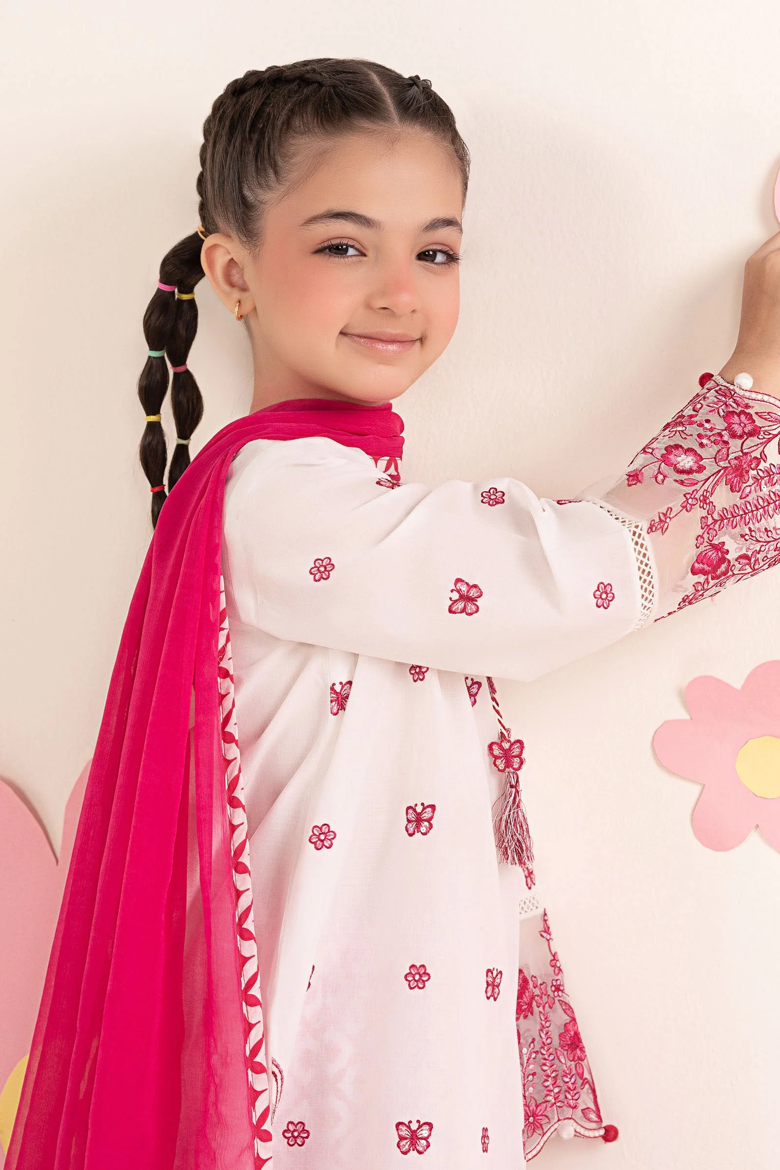3 Piece Embroidered Lawn Suit - Image 2