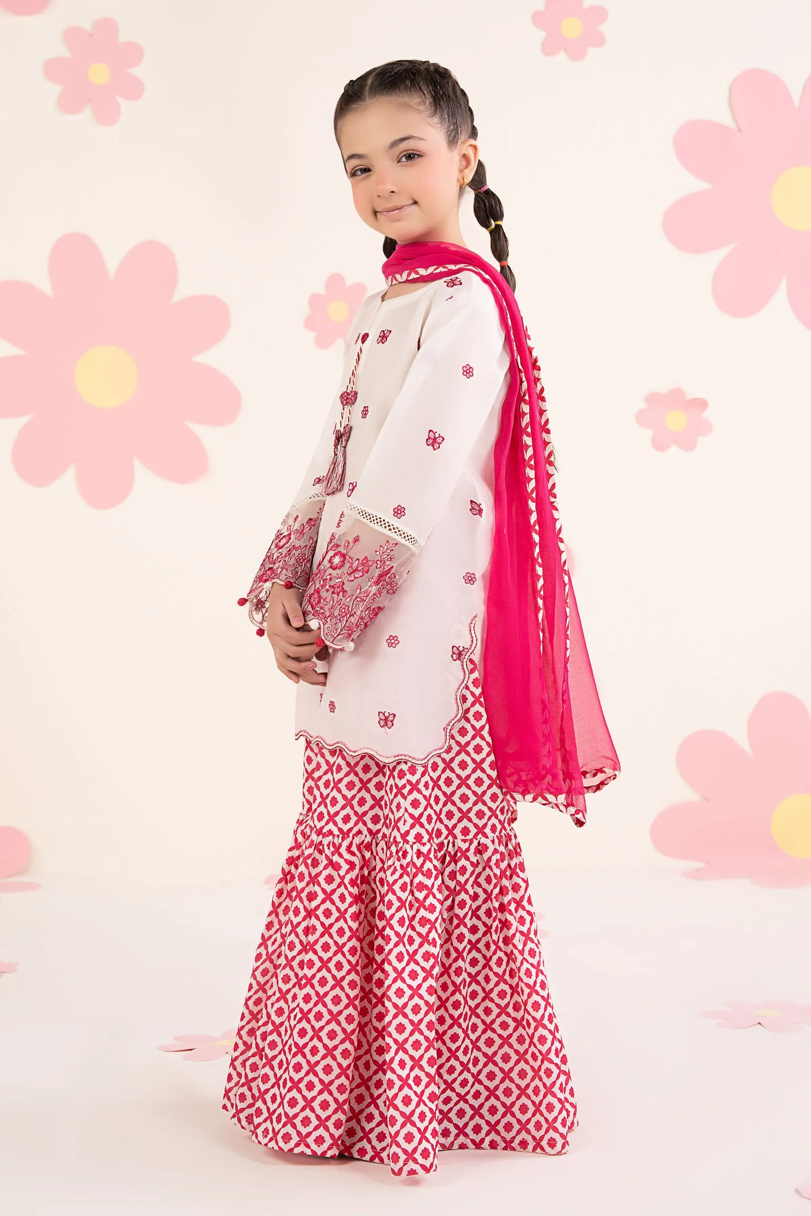3 Piece Embroidered Lawn Suit - Image 6