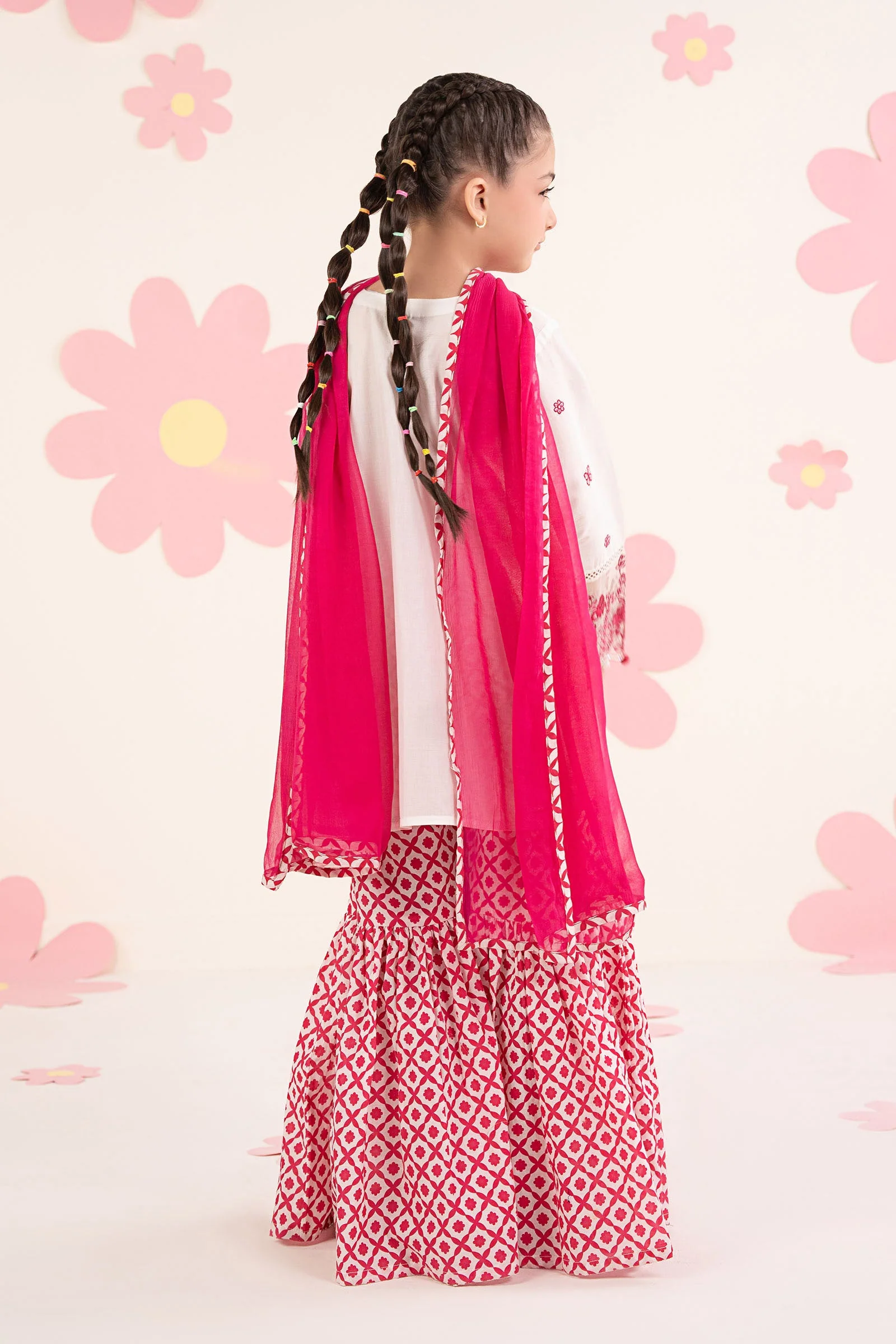 3 Piece Embroidered Lawn Suit - Image 7