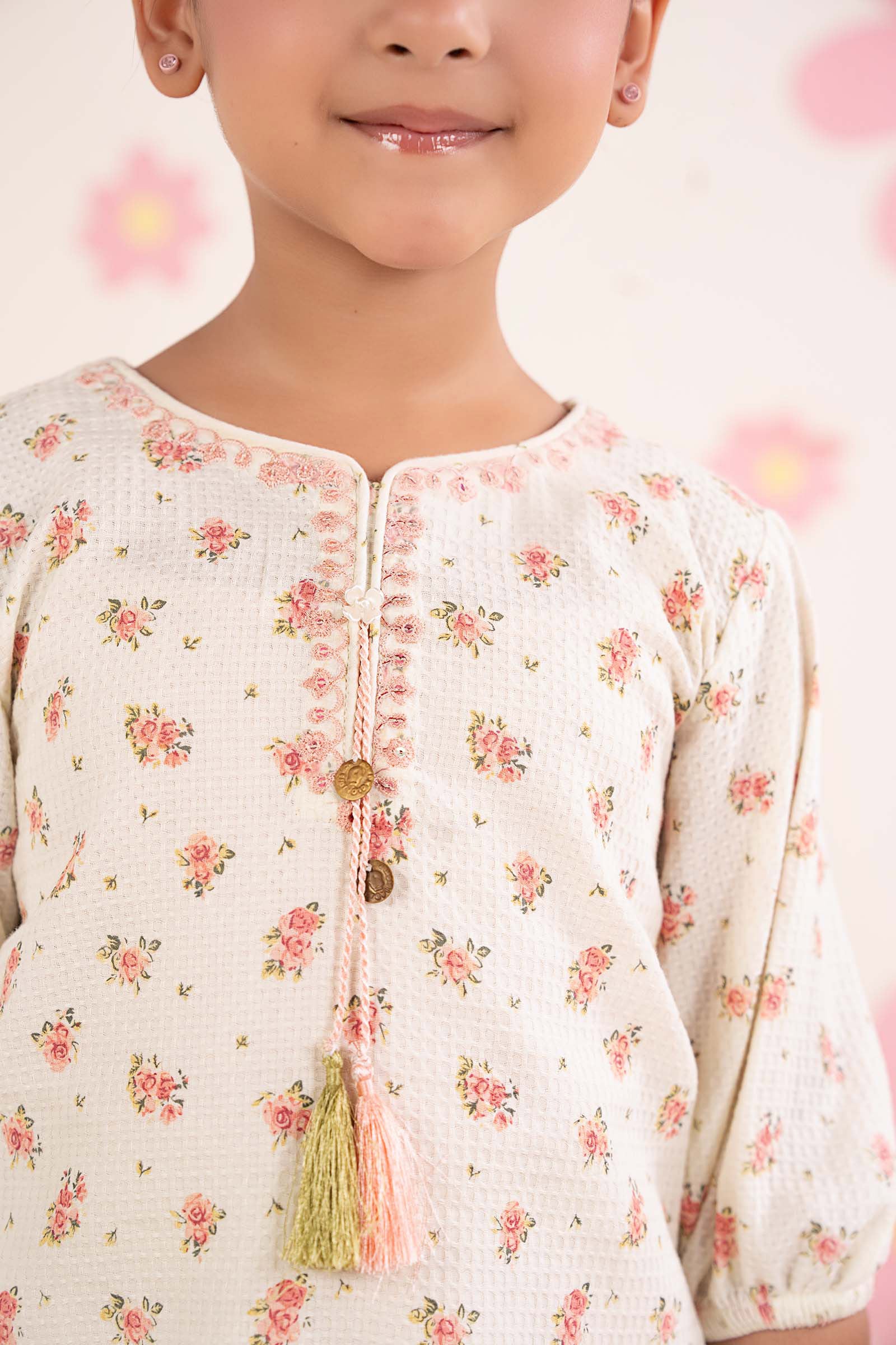 2 Piece Embroidered Lawn Suit - Image 4