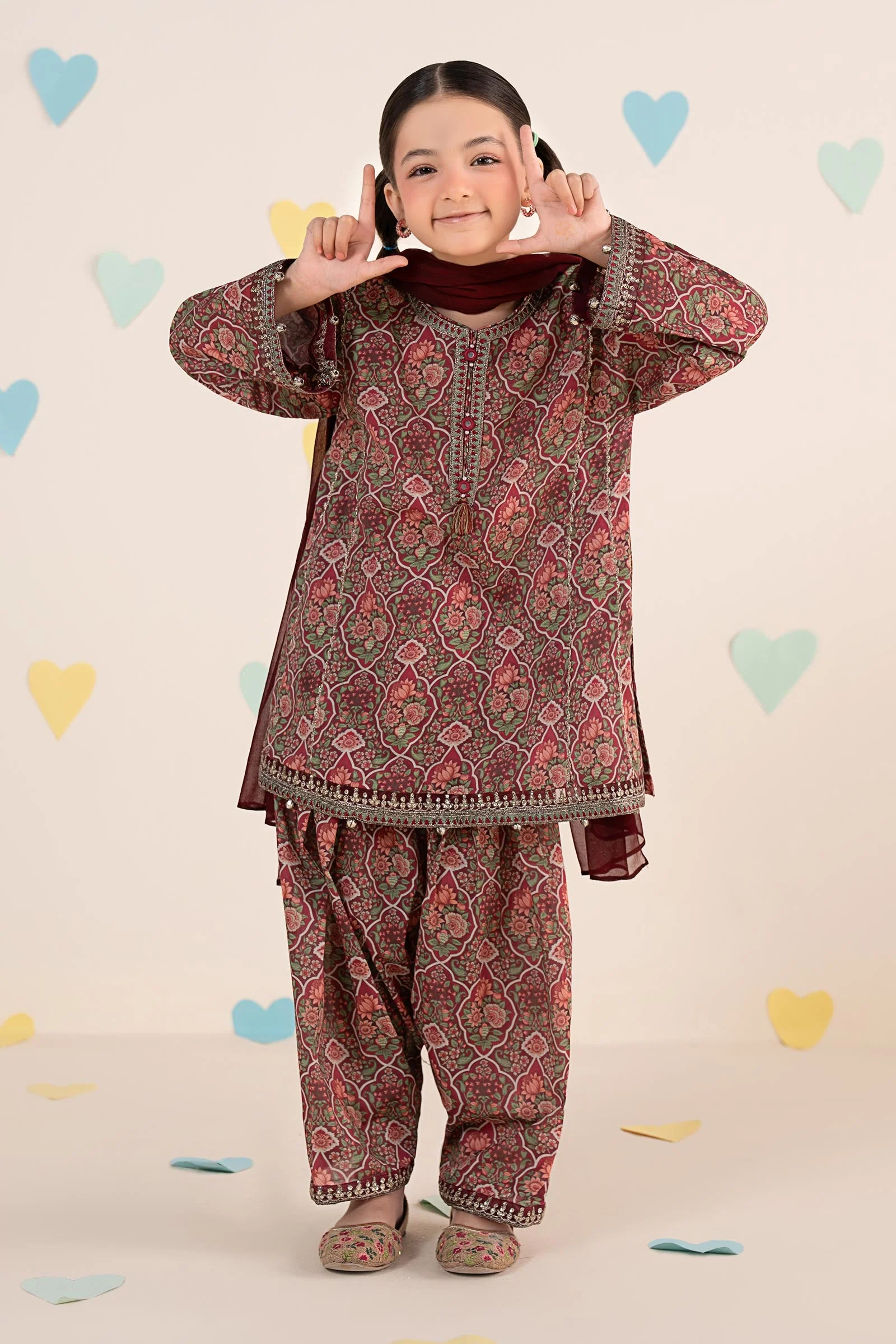 3 Piece Embroidered Lawn Suit - Image 5