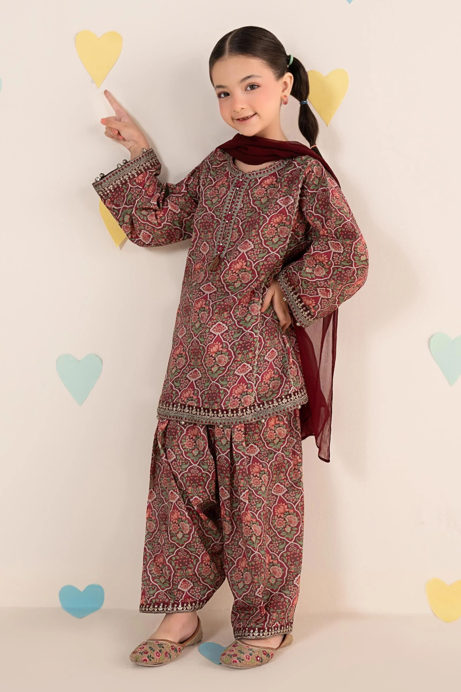3 Piece Embroidered Lawn Suit - Image 7