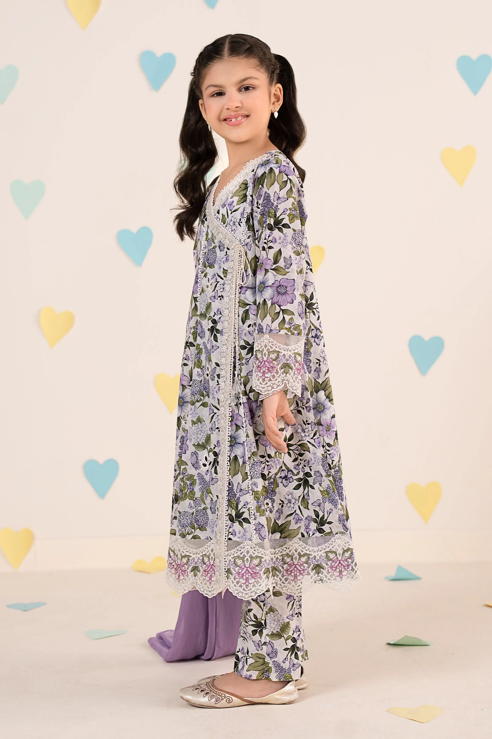 3 Piece Embroidered Lawn Suit - Image 3
