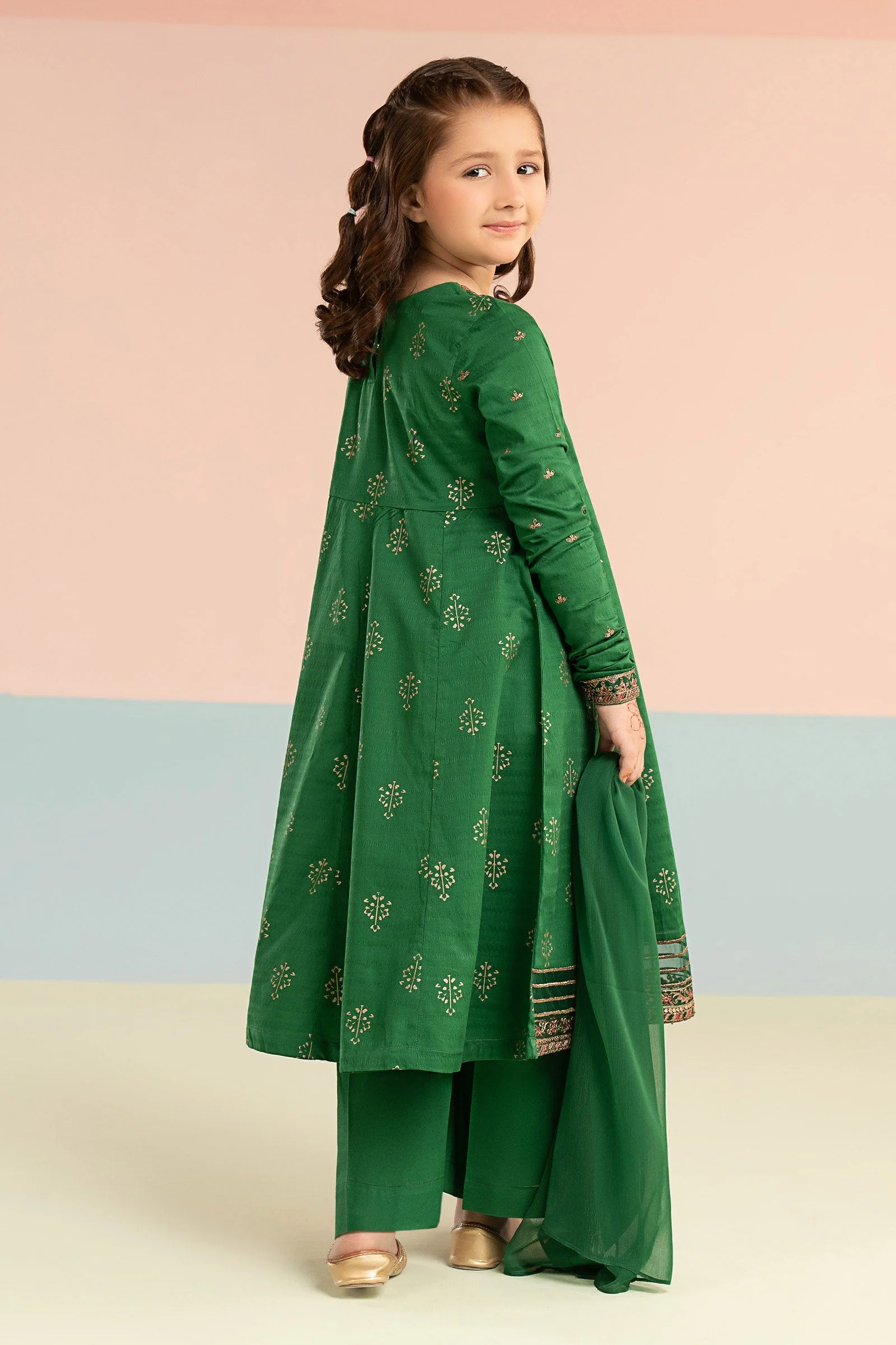 2 Piece Embroidered Lawn Suit - Image 10
