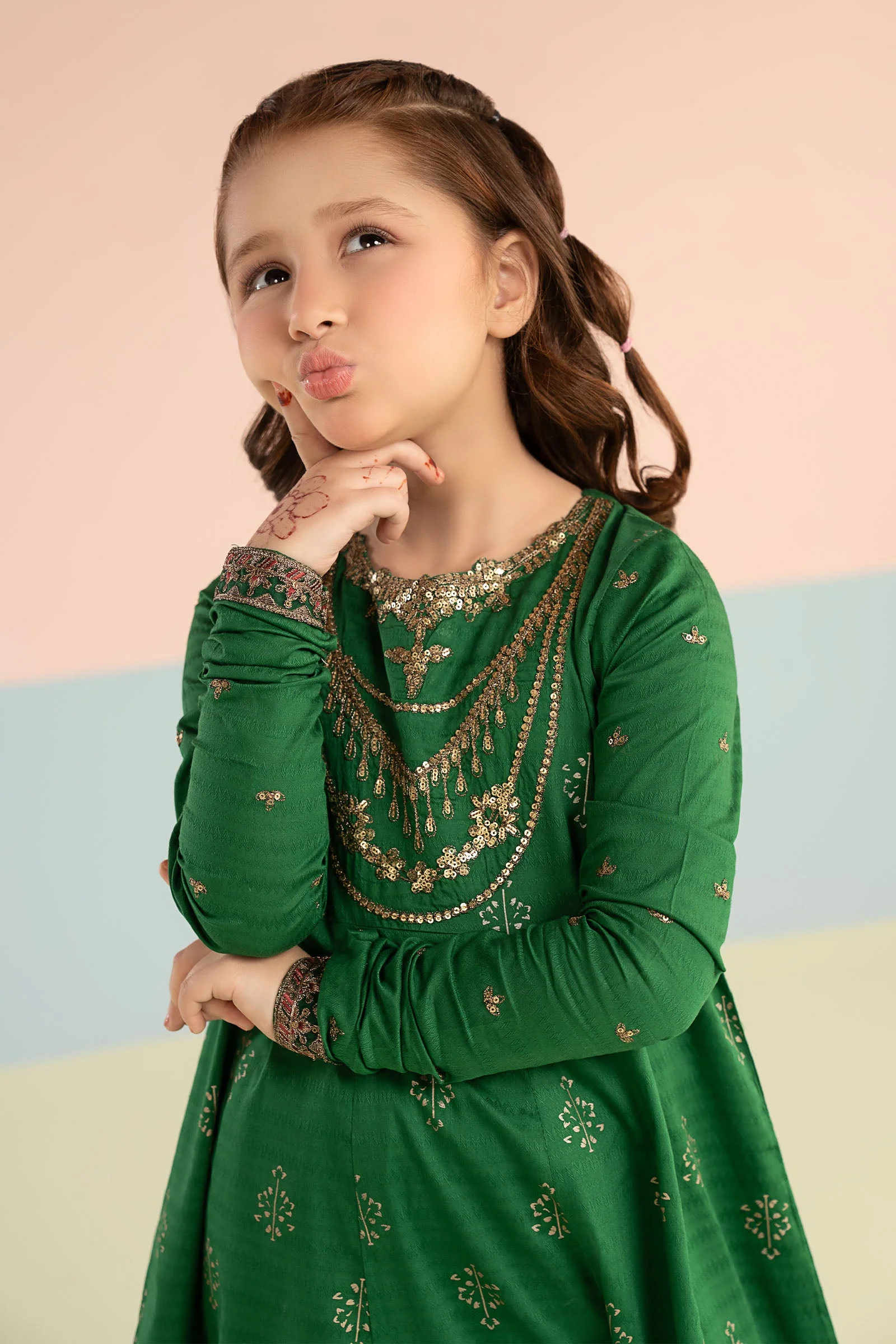 2 Piece Embroidered Lawn Suit - Image 4