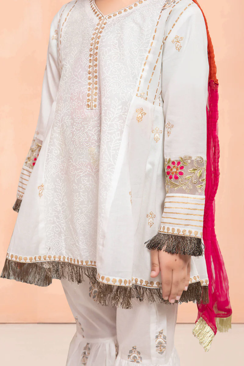 Suit White MKD-EF22-19 - Image 3