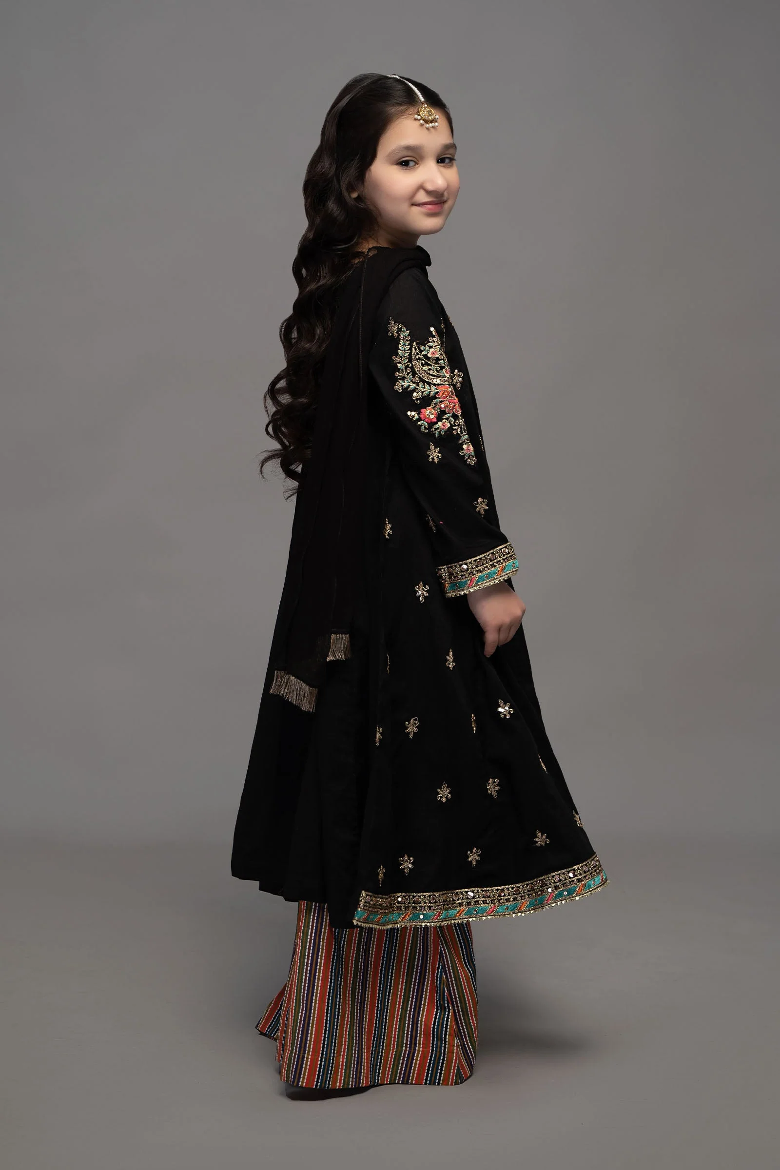 Suit Black MKD-EF23-04 - Image 6