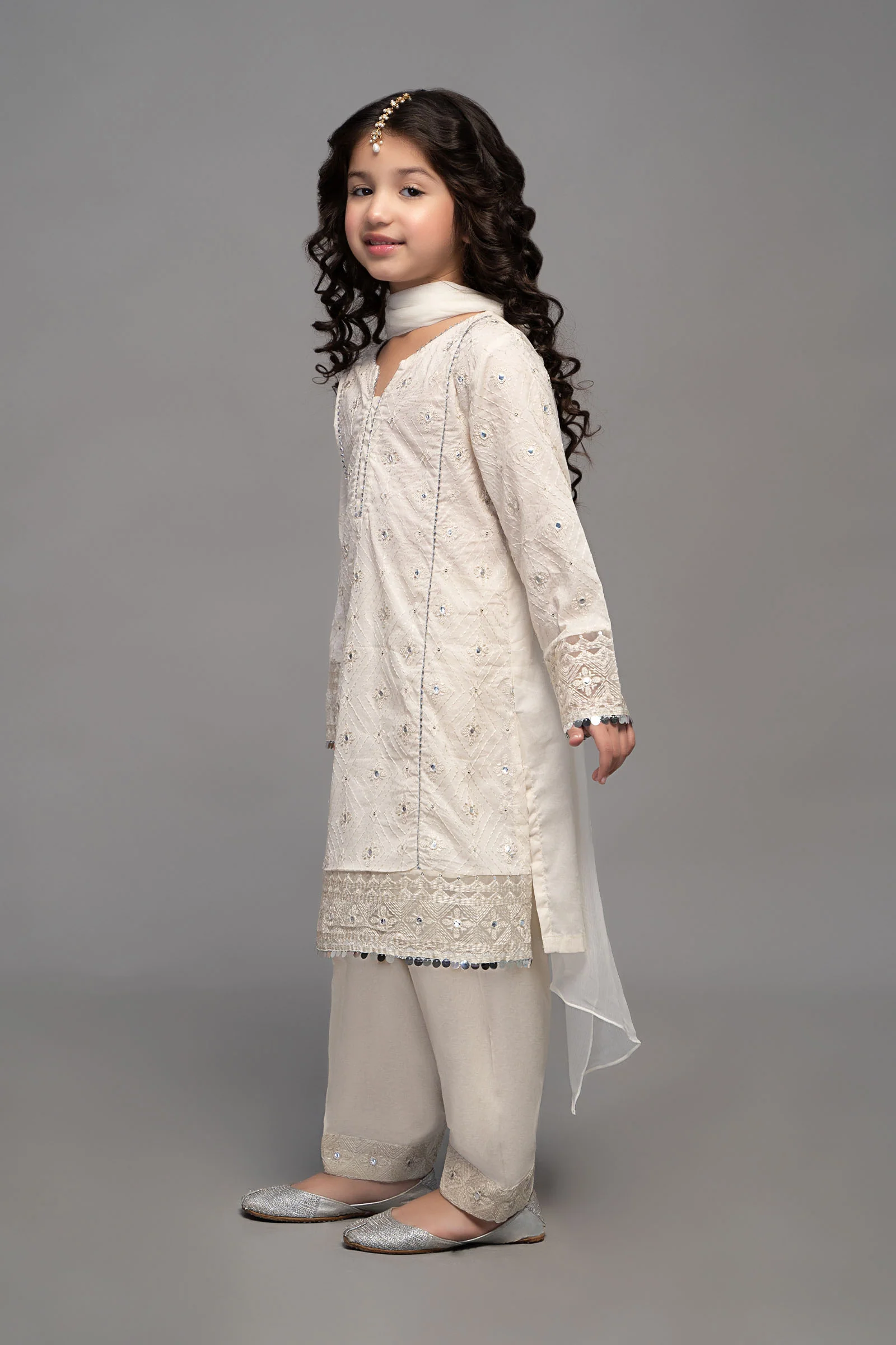 Suit White MKD-EF23-23 - Image 7