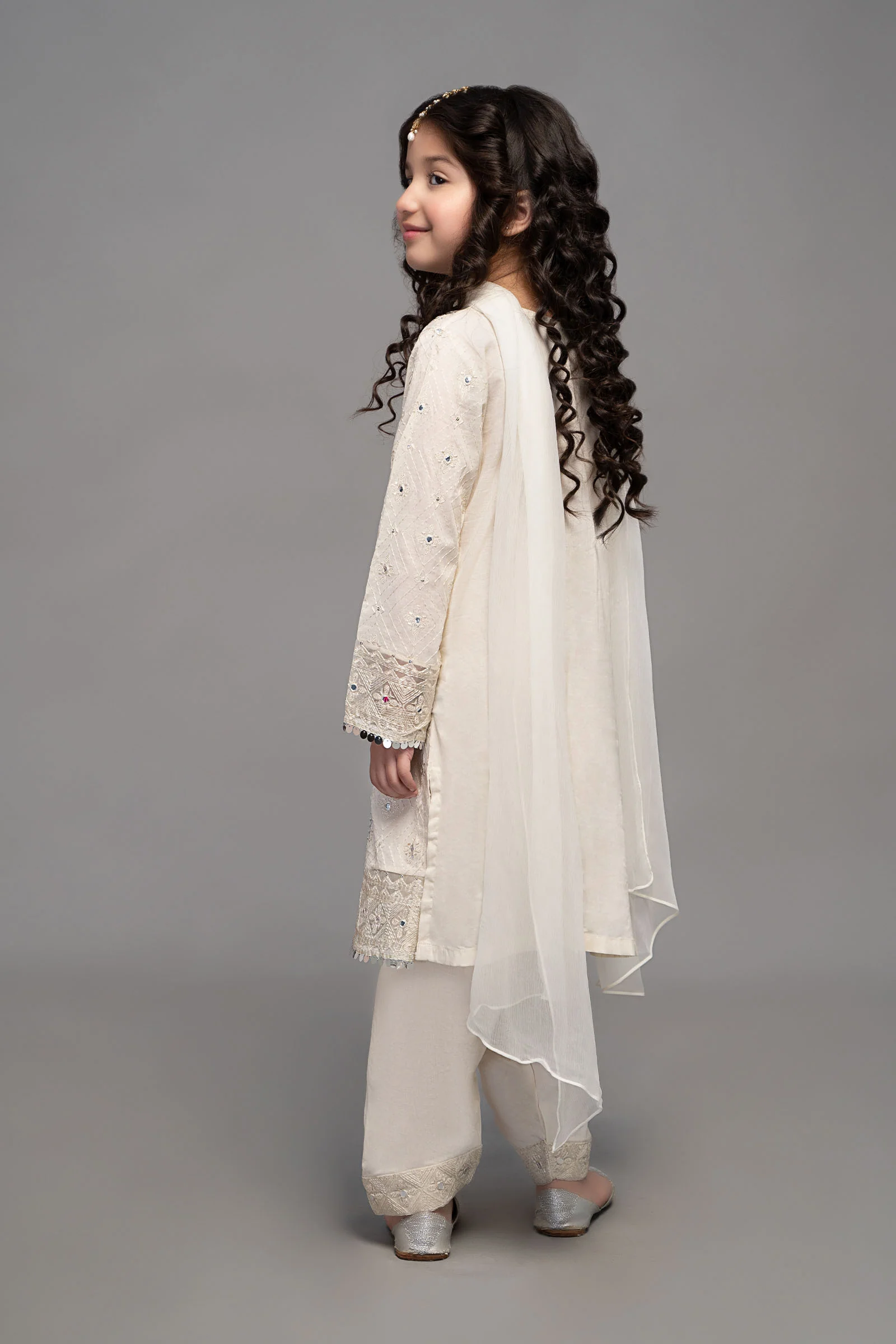 Suit White MKD-EF23-23 - Image 8