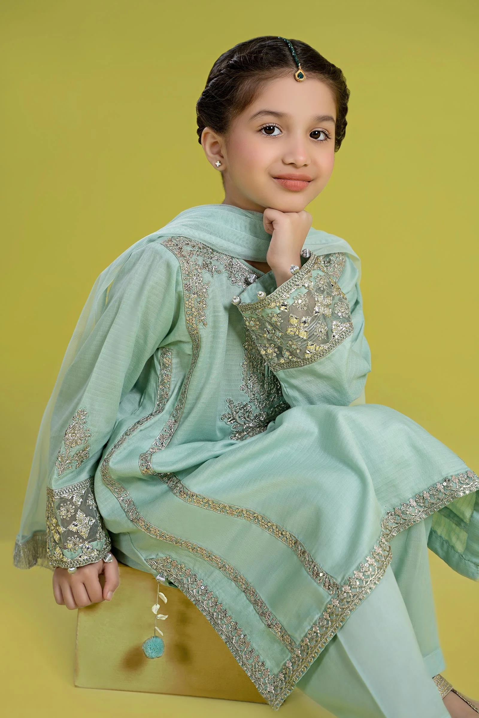 3 Piece Embroidered Dobby Suit - Image 4