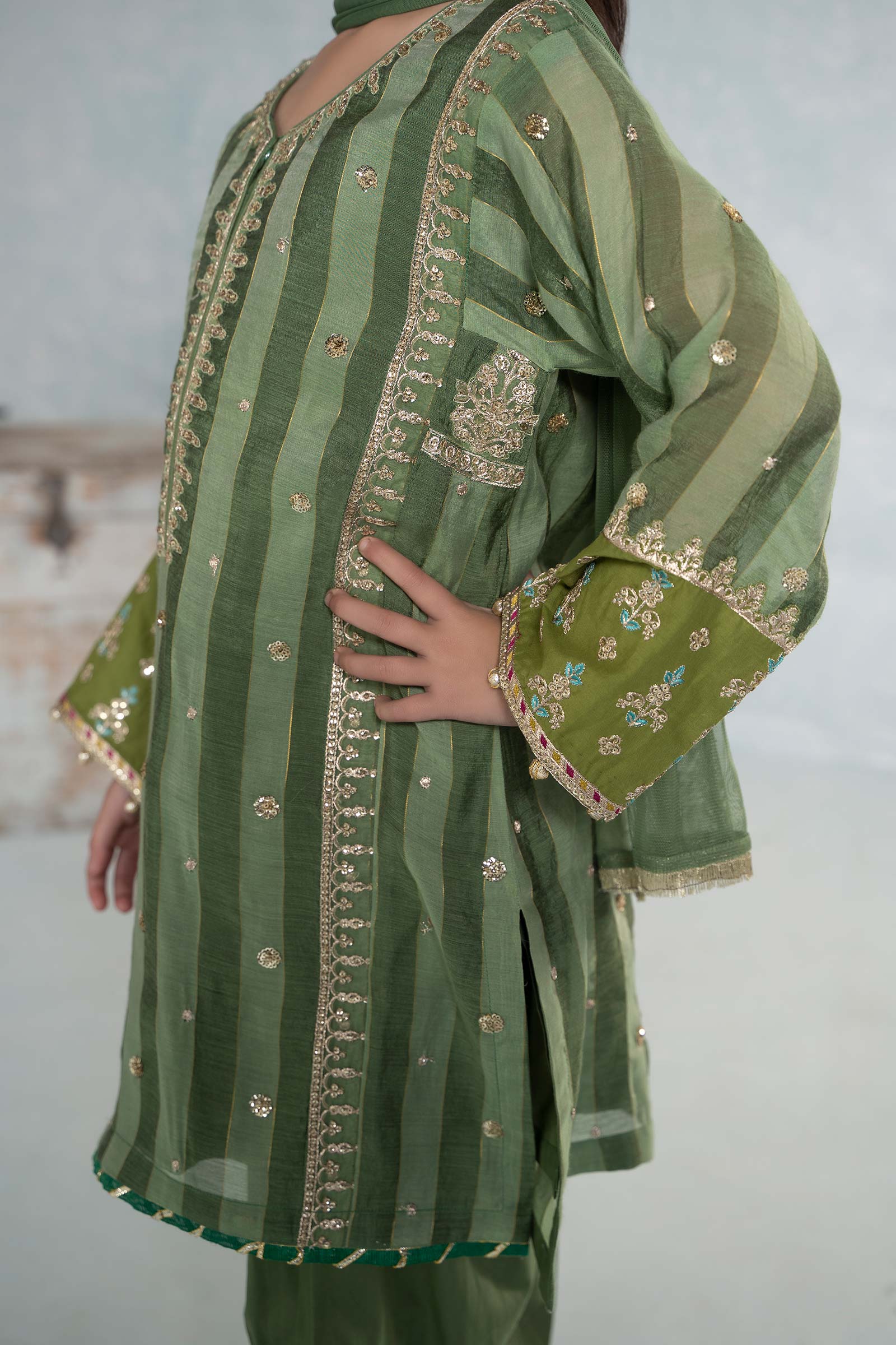 3 Piece Embroidered Yarn Dyed Suit - Image 4
