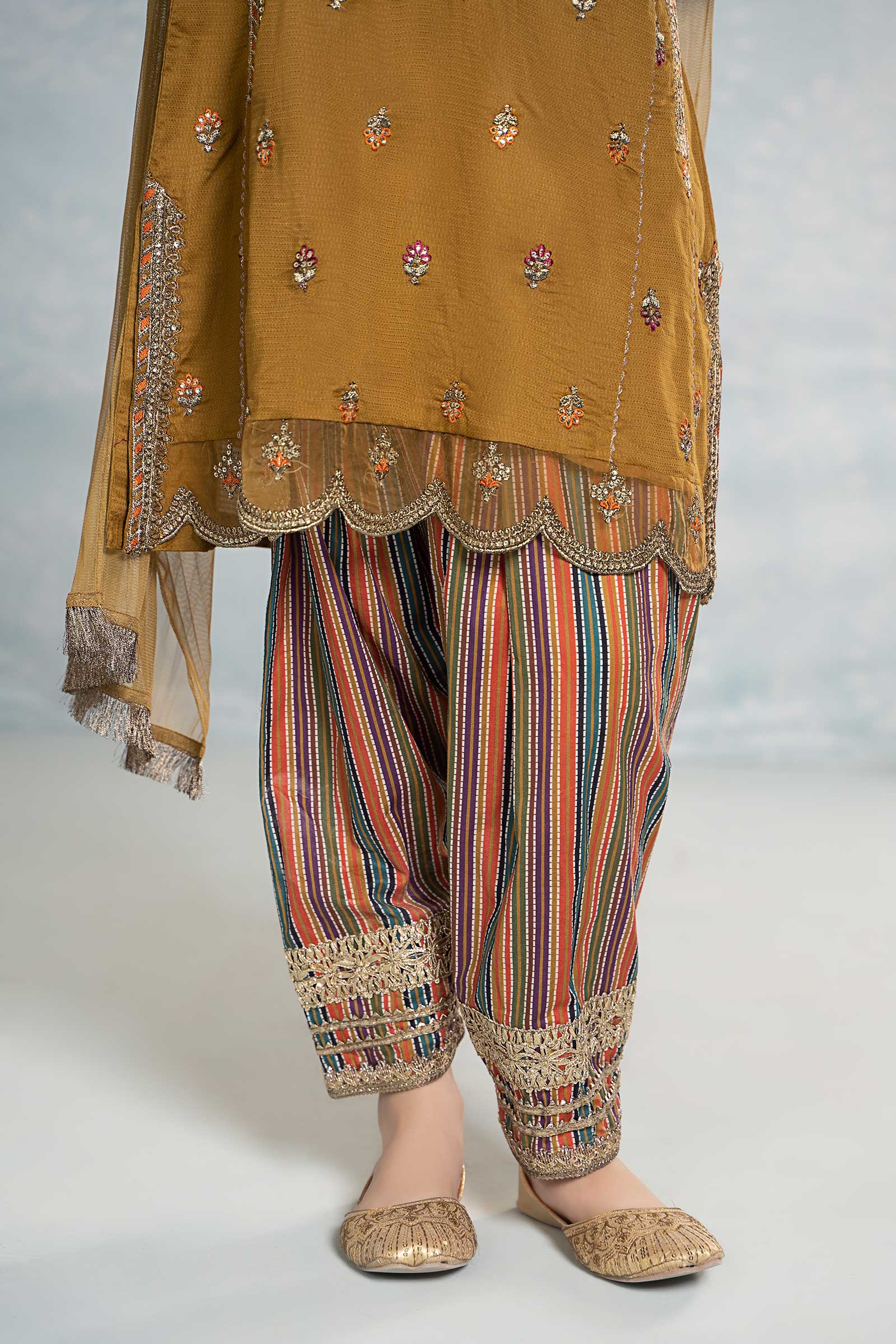 3 Piece Embroidered Dobby Suit - Image 4