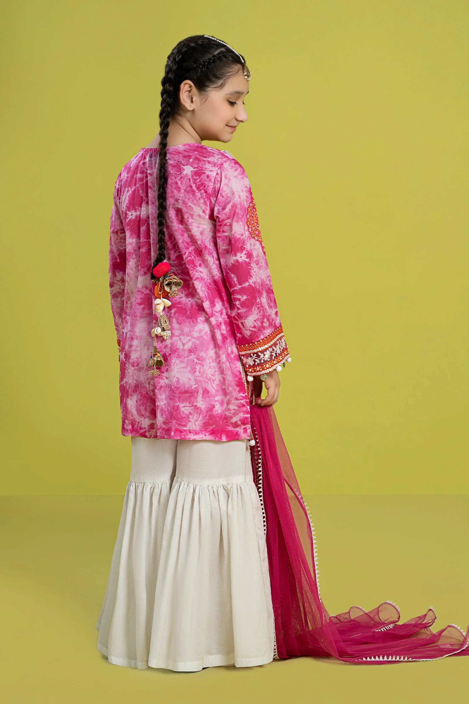 3 Piece Embroidered Lawn Suit - Image 5