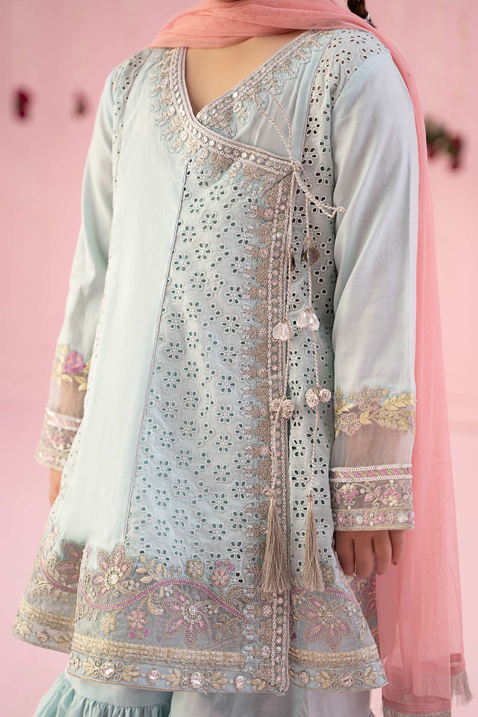 3 Piece Embroidered Lawn Suit - Image 4