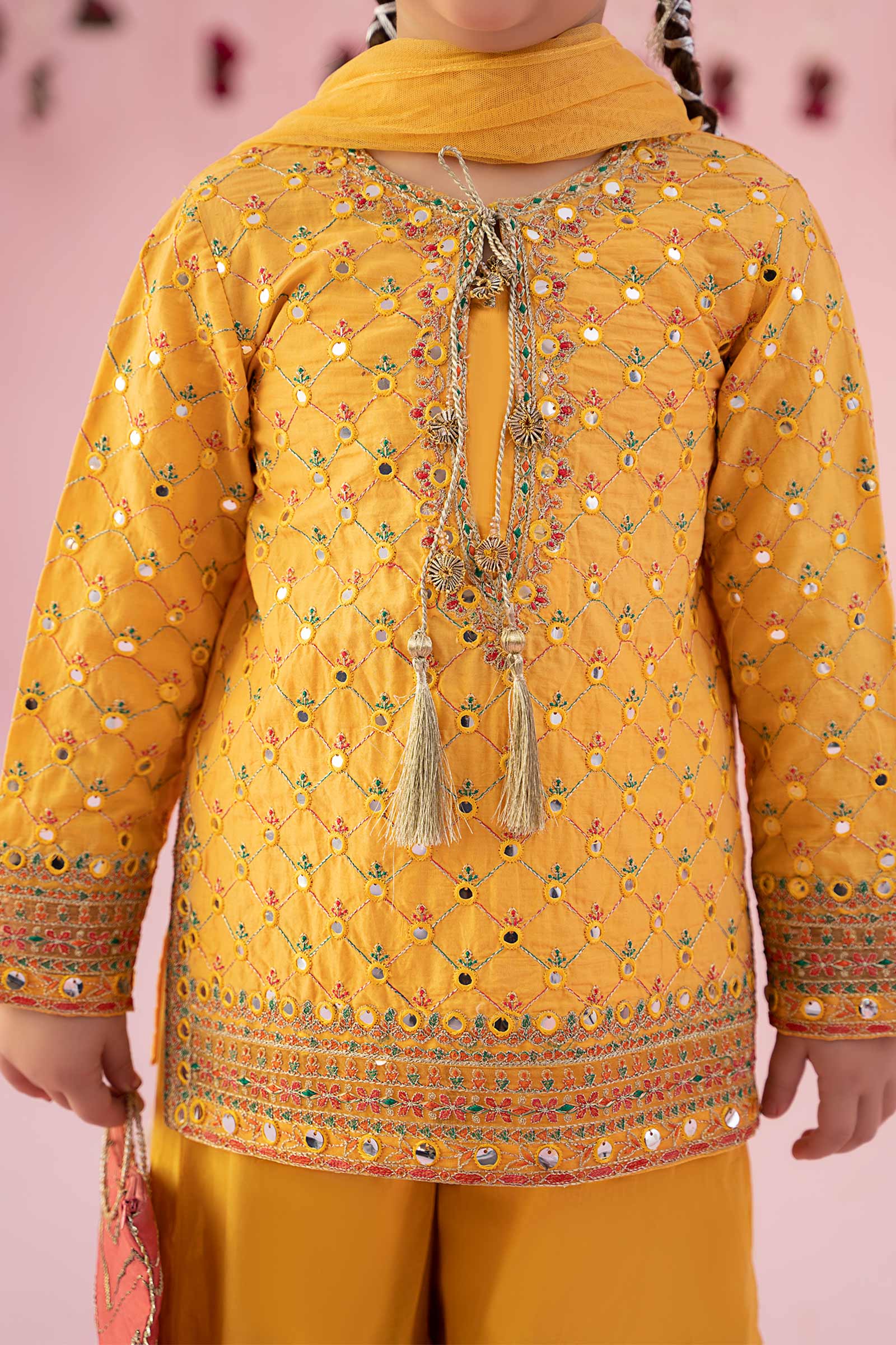 3 Piece Embroidered Lawn Suit - Image 4