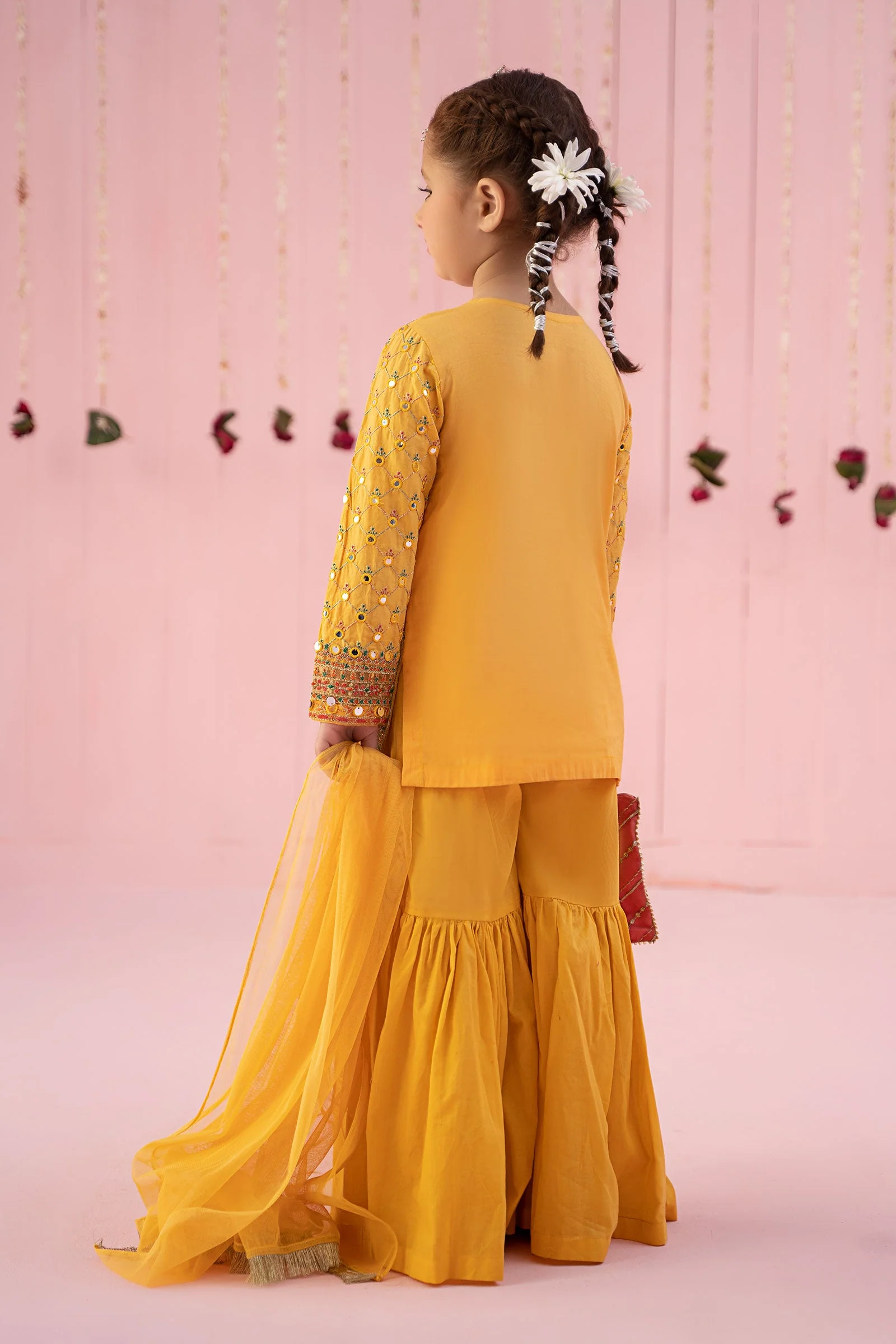 3 Piece Embroidered Lawn Suit - Image 6