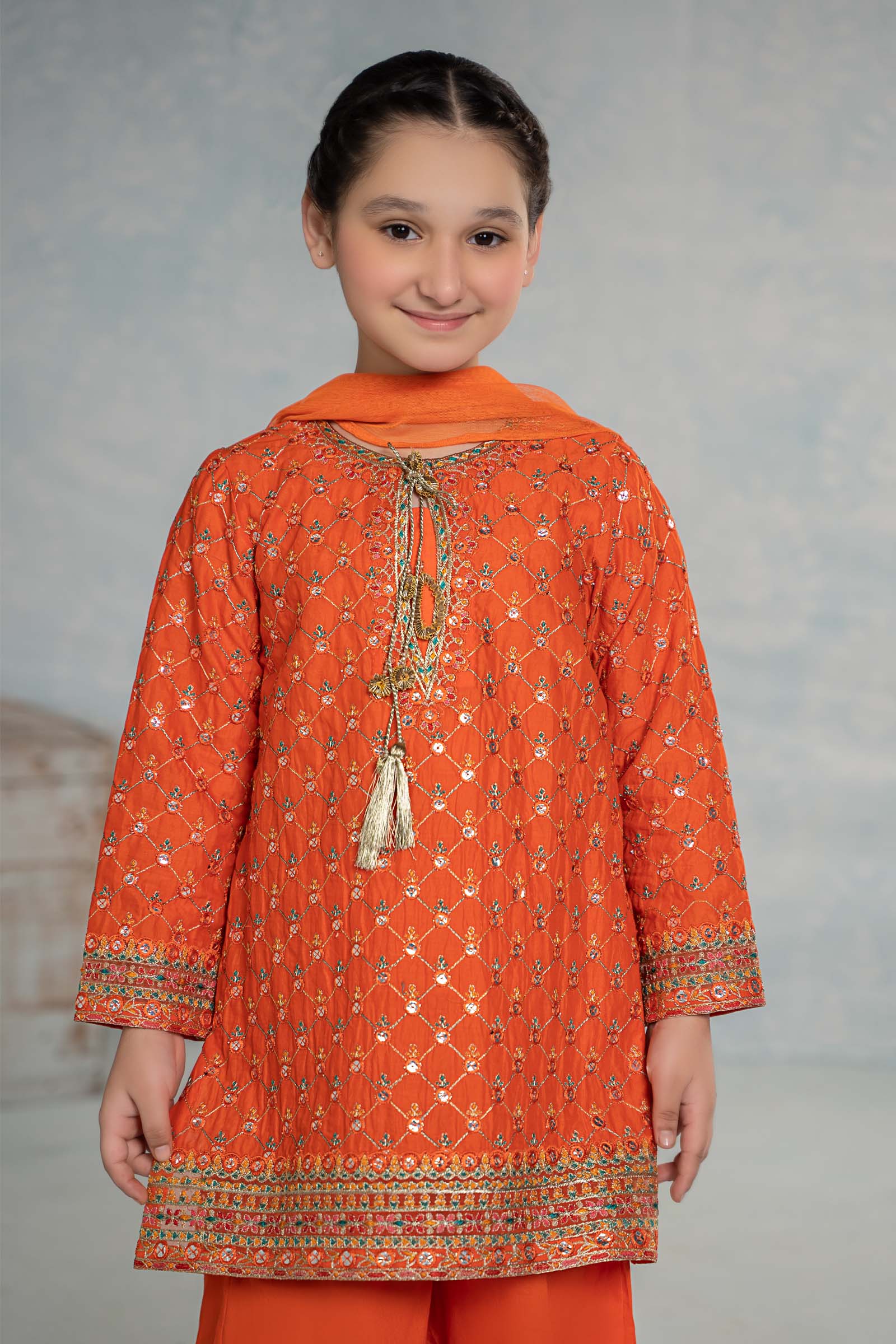 3 Piece Embroidered Lawn Suit - Image 2