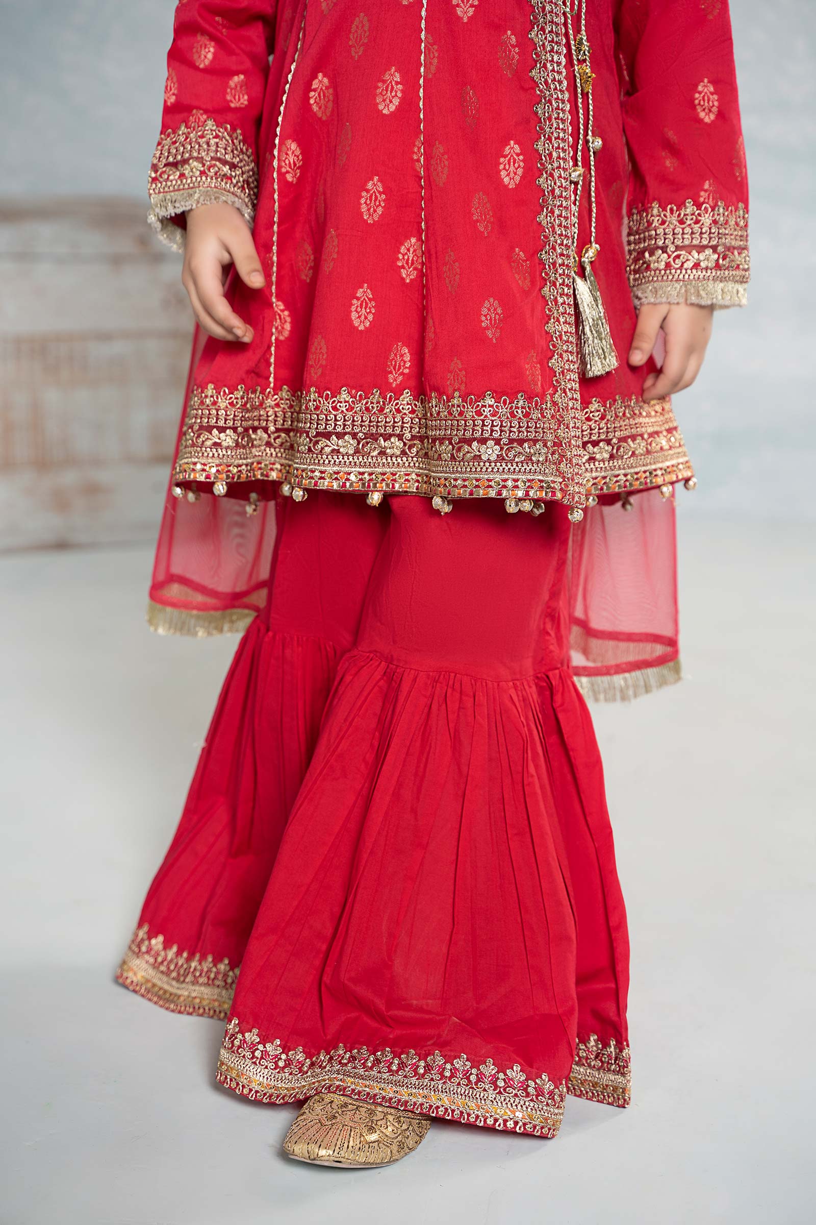 3 Piece Embroidered Jacquard Suit - Image 4