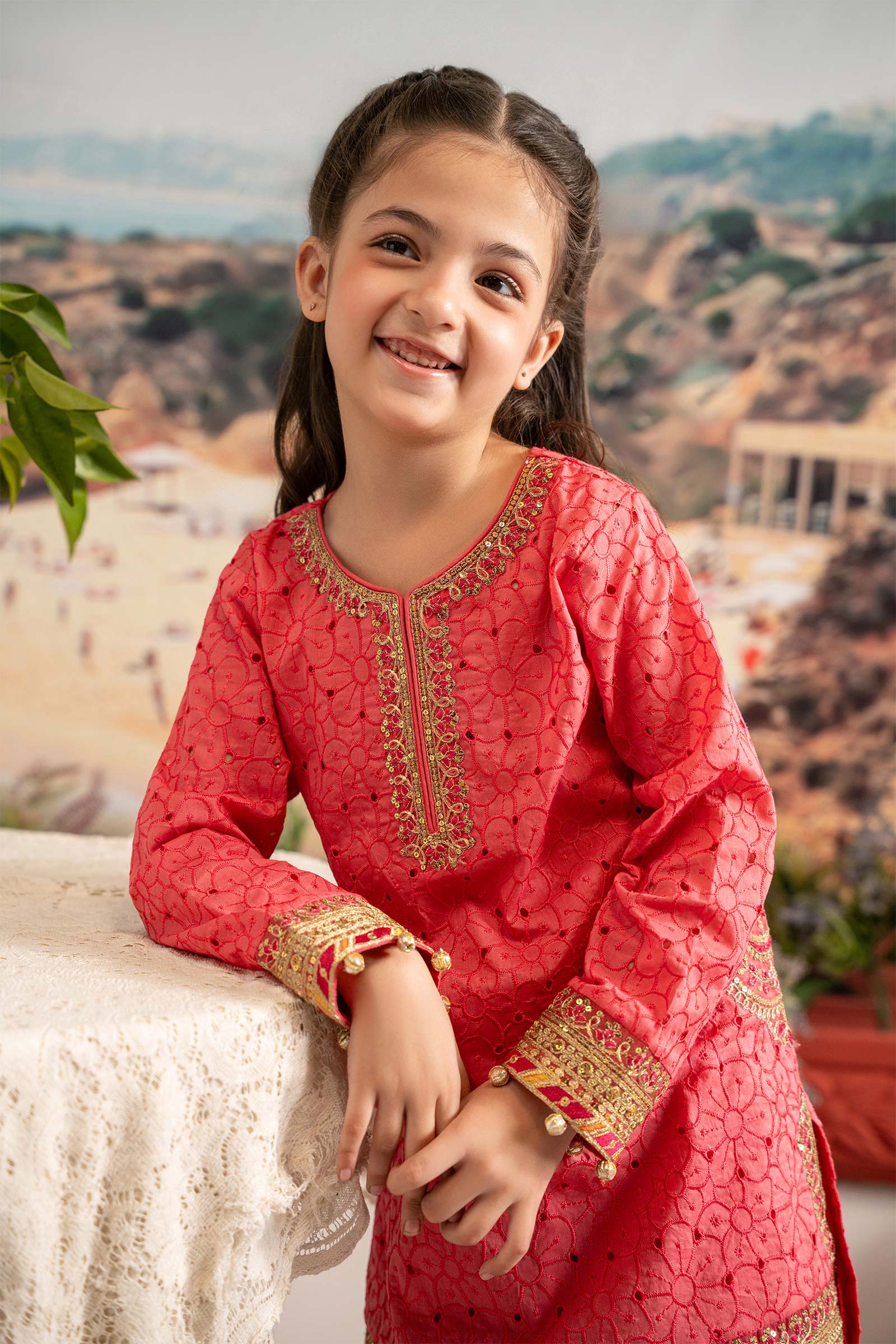3 Piece Embroidered Lawn Suit - Image 2